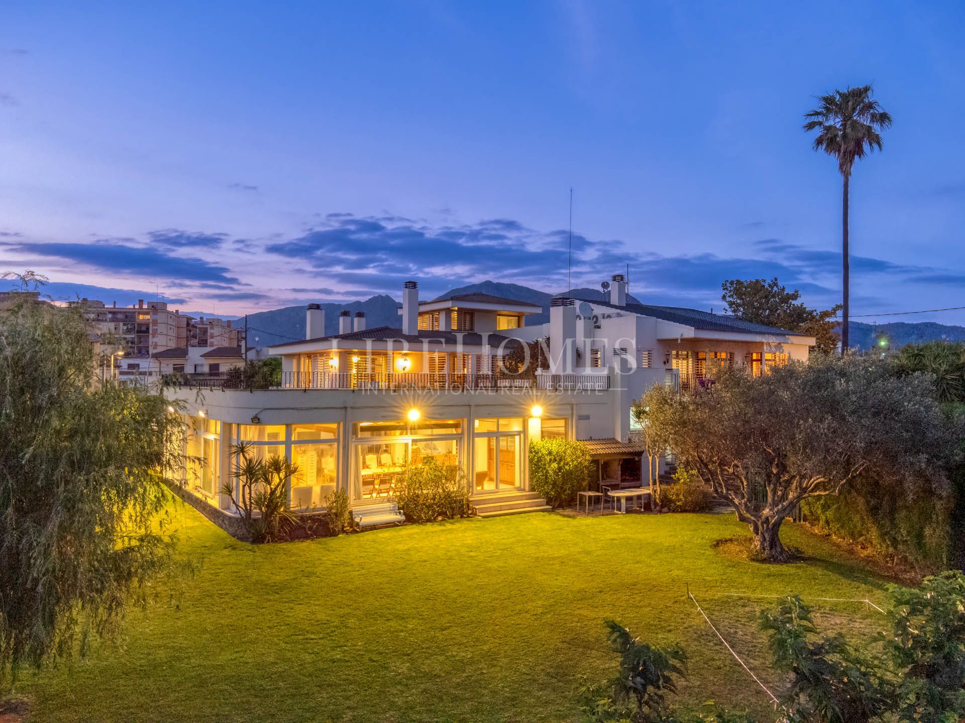 Demeure idéale pour investisseurs à Rosas, Costa Brava, près de la mer