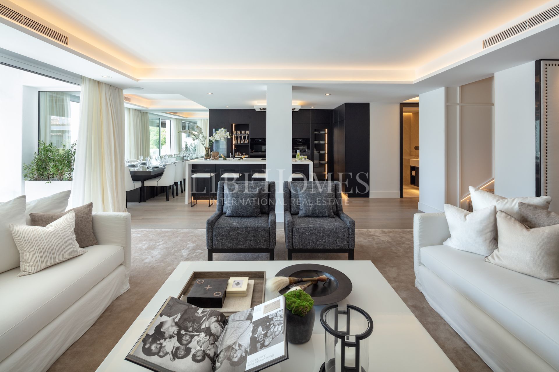 Luxury penthouse with sea views, Puente Romano, Marbella Golden Mile