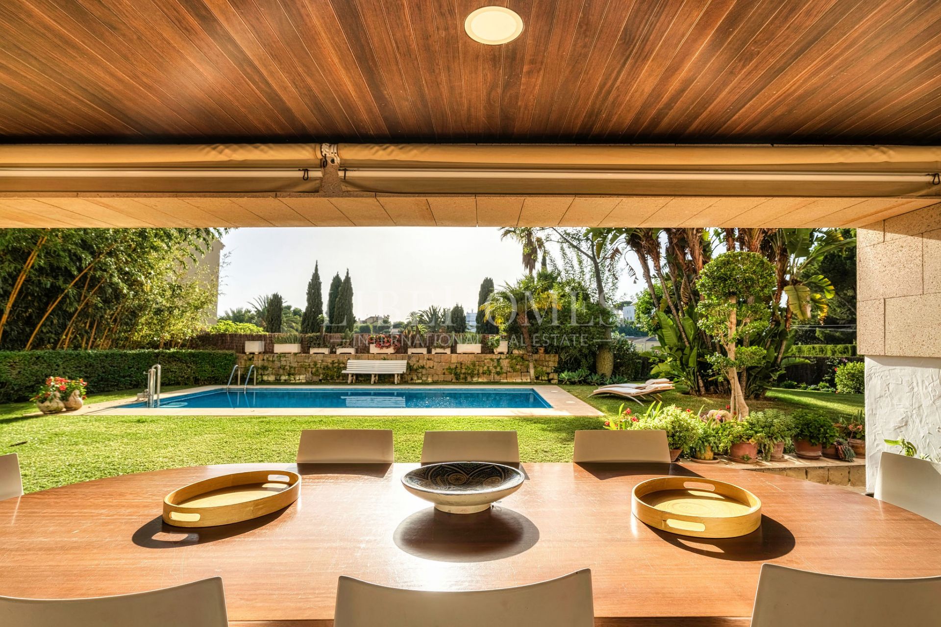 Modern style villa in the Golf Valley, Nueva Andalucía, Marbella