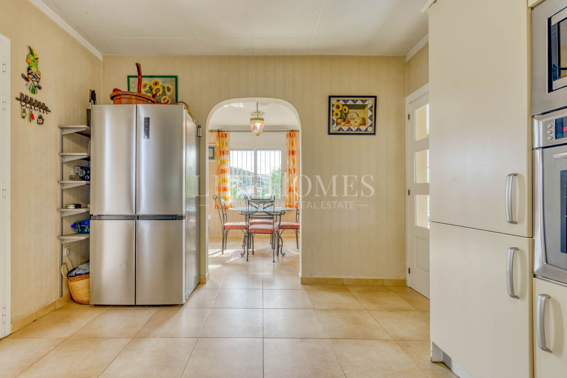 Elegant villa with breathtaking panoramic sea view in Rosas