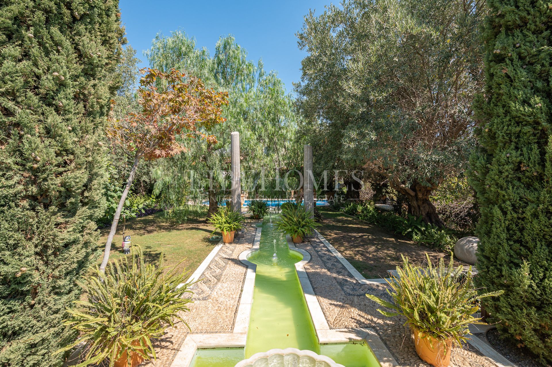 Elegant villa in Las Lomas del Marbella Club, Marbella Golden Mile