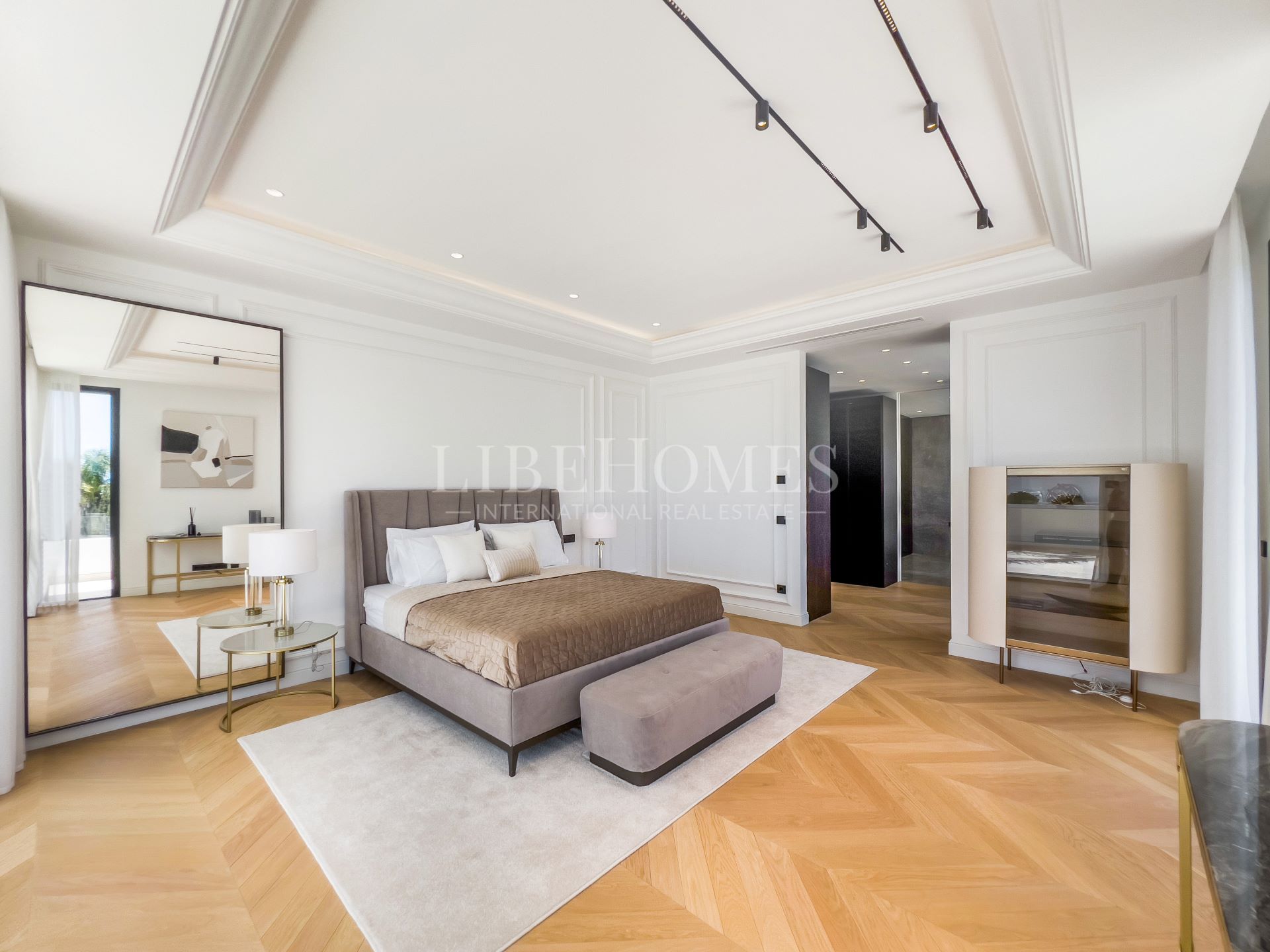 Villa nueva en Las Lomas del Marbella Club, Milla de Oro de Marbella