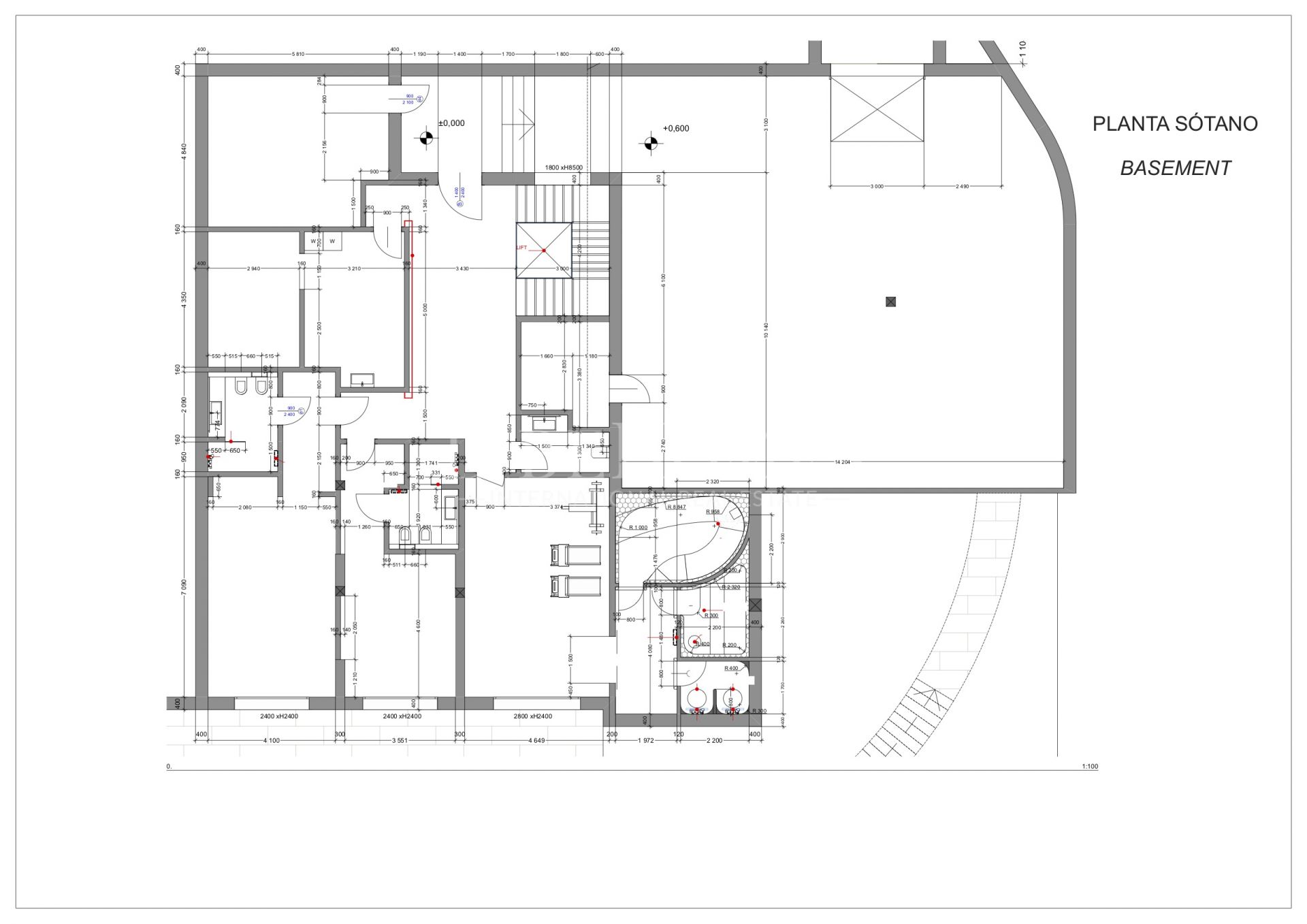 Вилла на продажу в Los Naranjos Golf, Новая Андалусия
