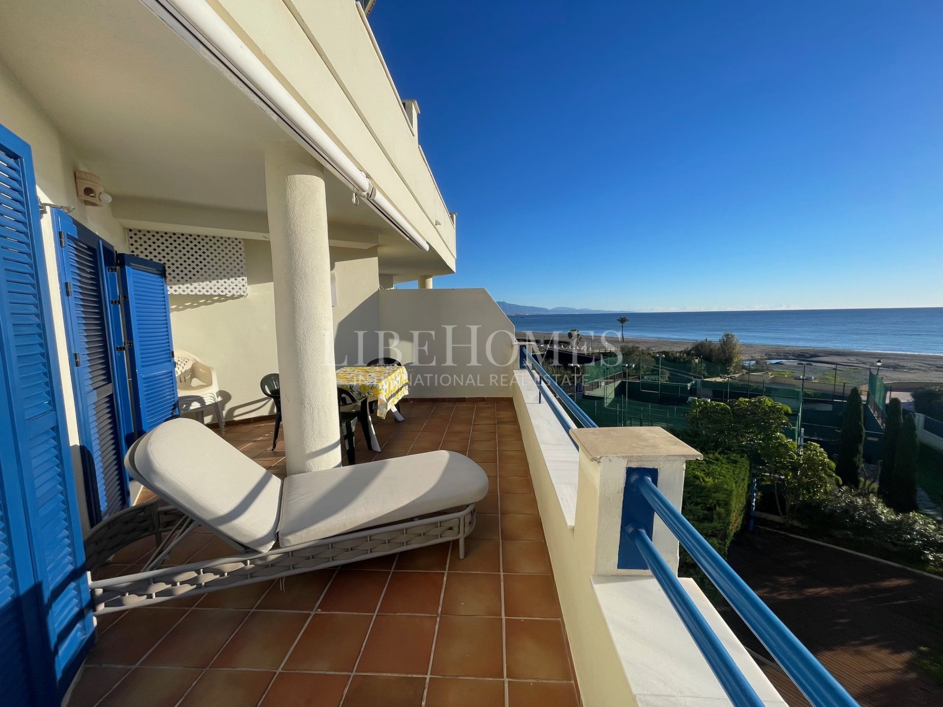 Апартамент на продажу в Sabinillas, Манильва