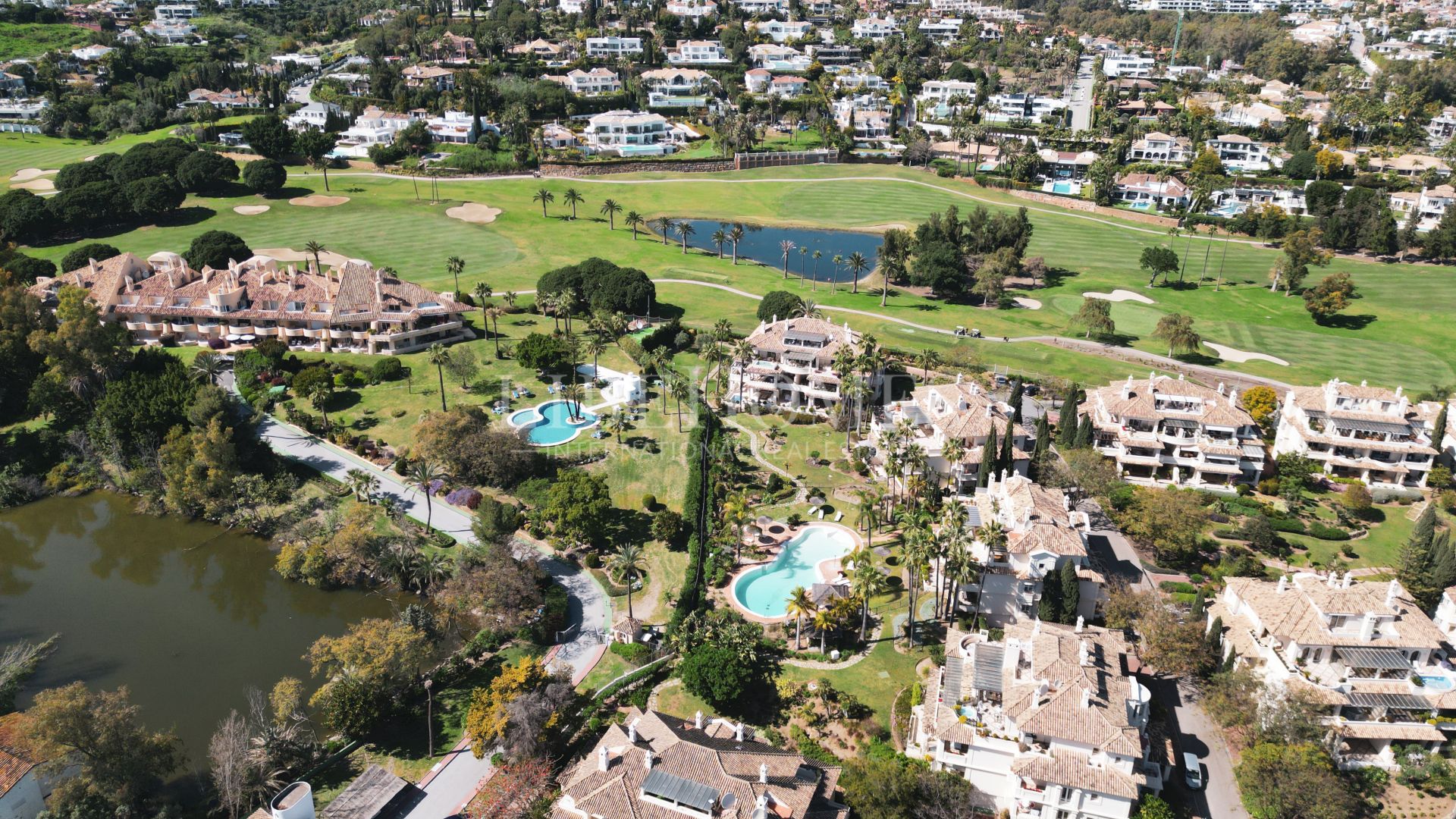 Penthouse, panoramic views, Las Alamandas, Nueva Andalucia, Marbella