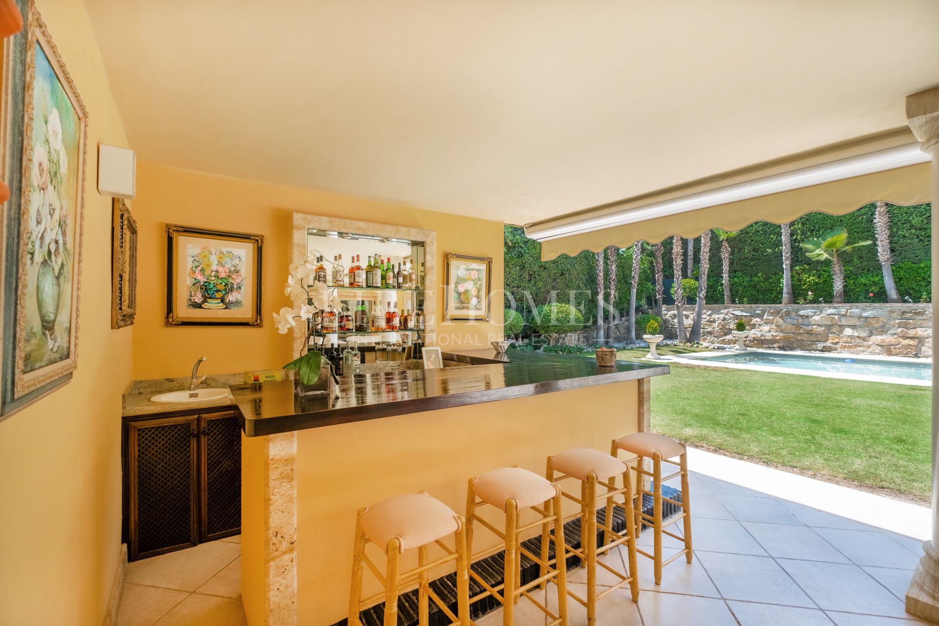 Traditional Andalusian-style villa in Nueva Andalucía, Marbella