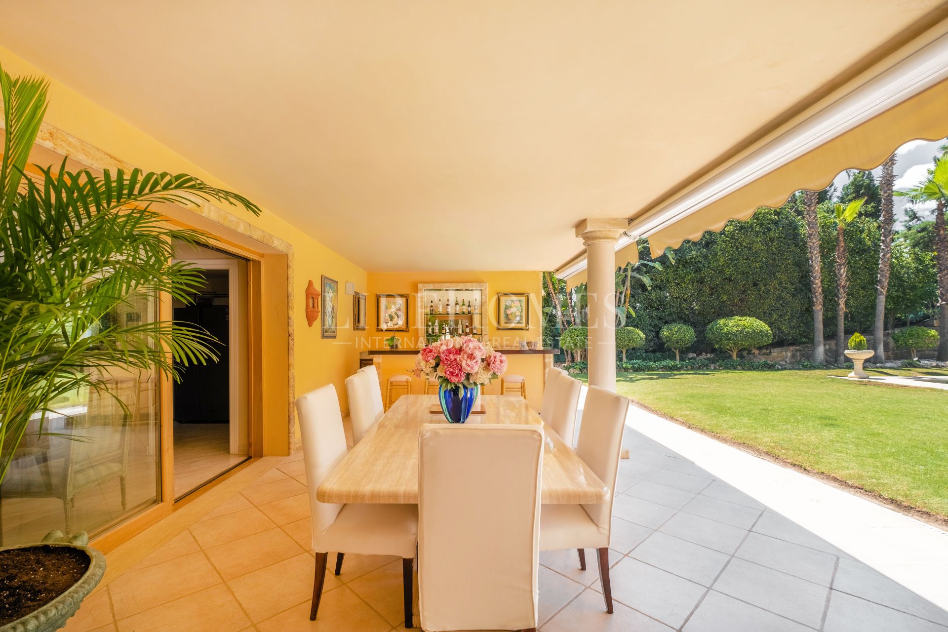 Traditional Andalusian-style villa in Nueva Andalucía, Marbella