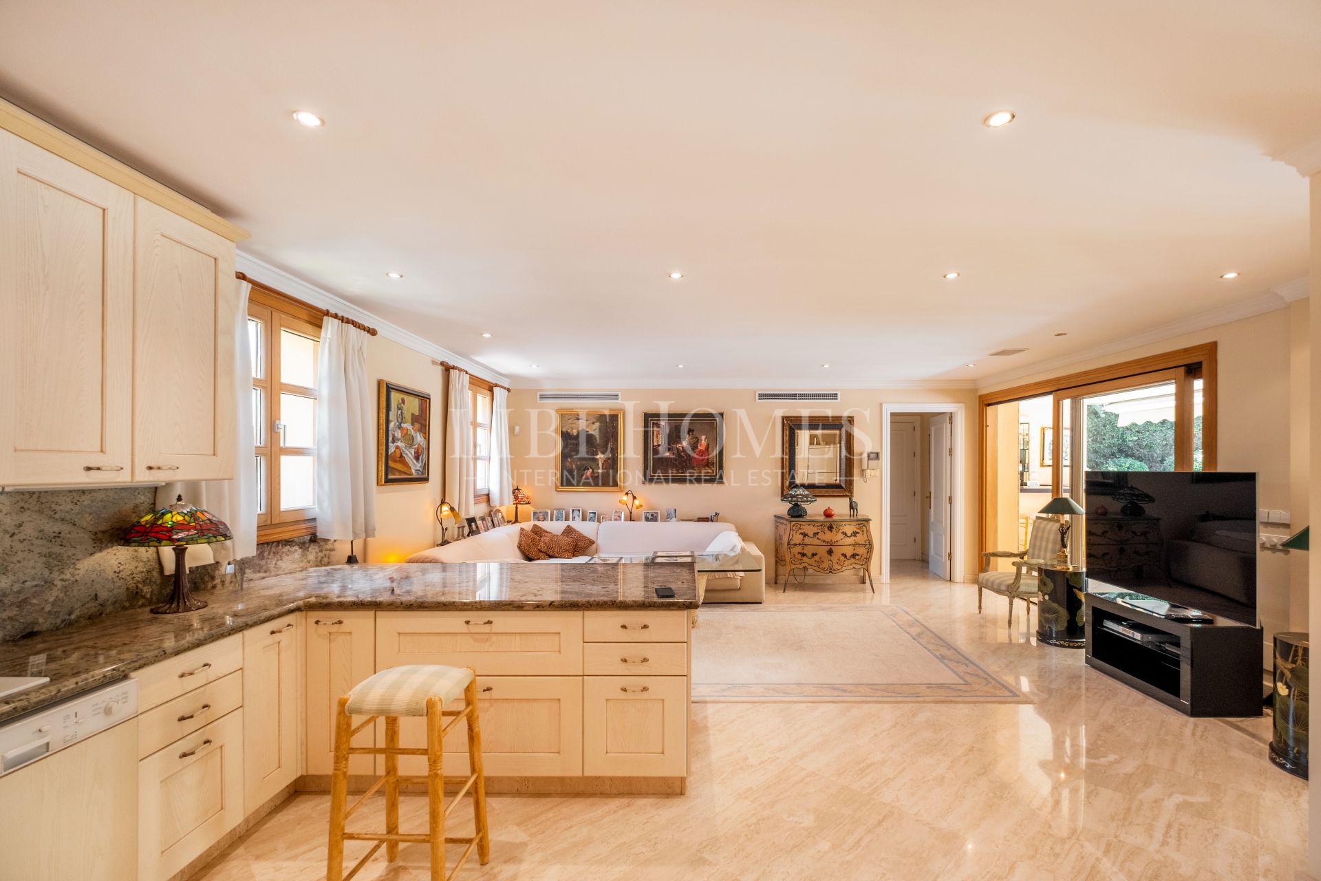 Traditional Andalusian-style villa in Nueva Andalucía, Marbella