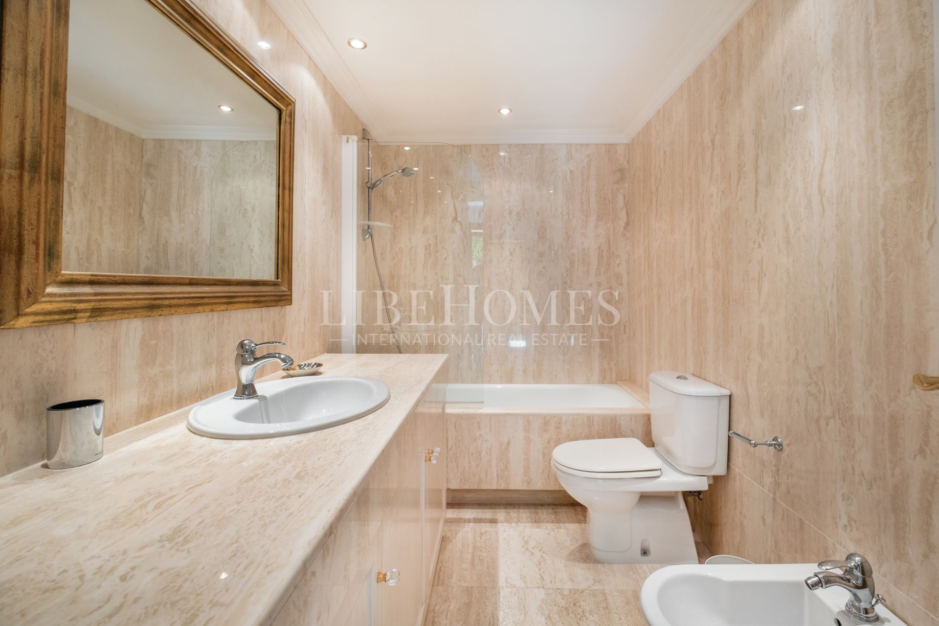 Traditional Andalusian-style villa in Nueva Andalucía, Marbella