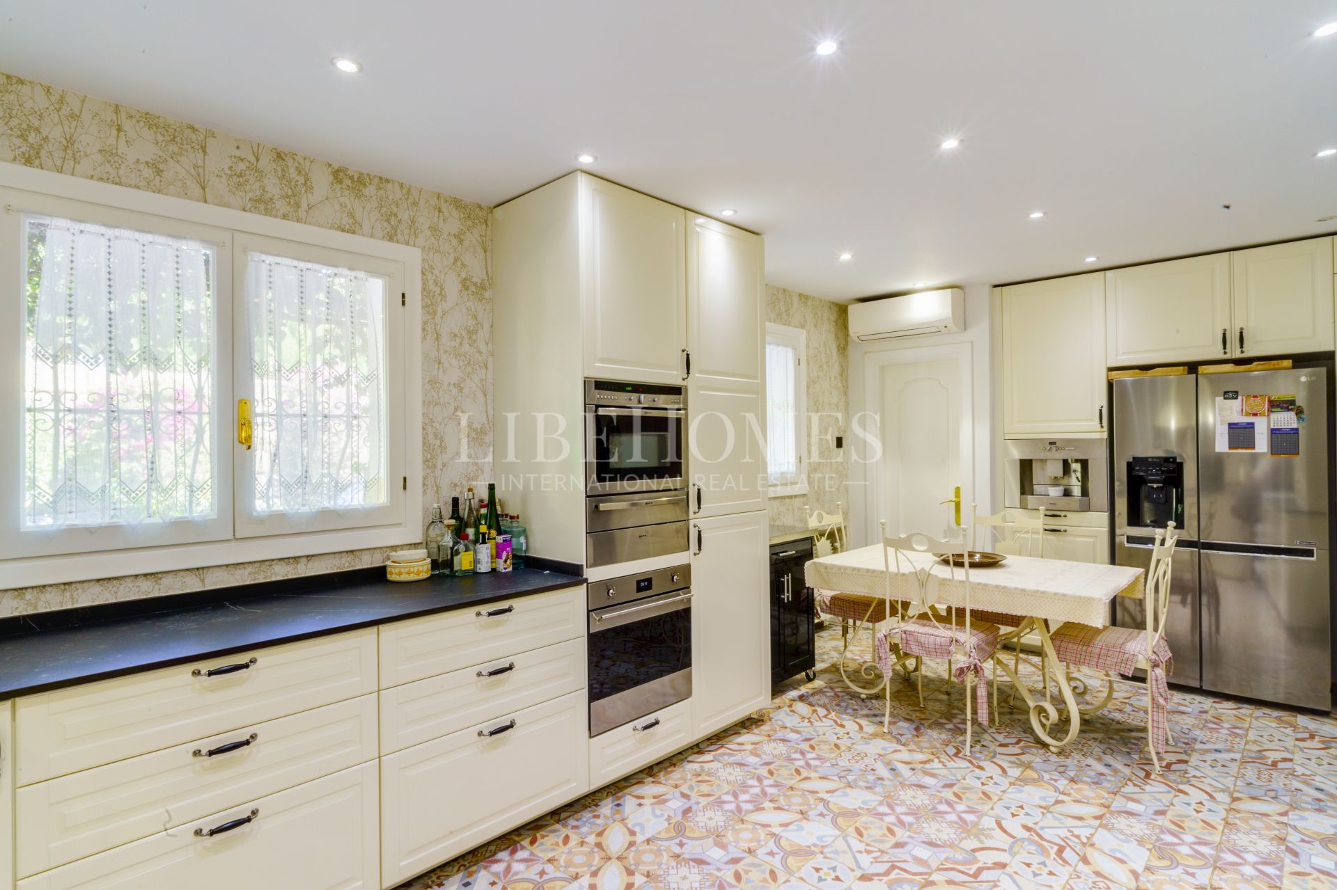 Wonderful Andalusian villa in Rocío de Nagüeles, Marbella Golden Mile