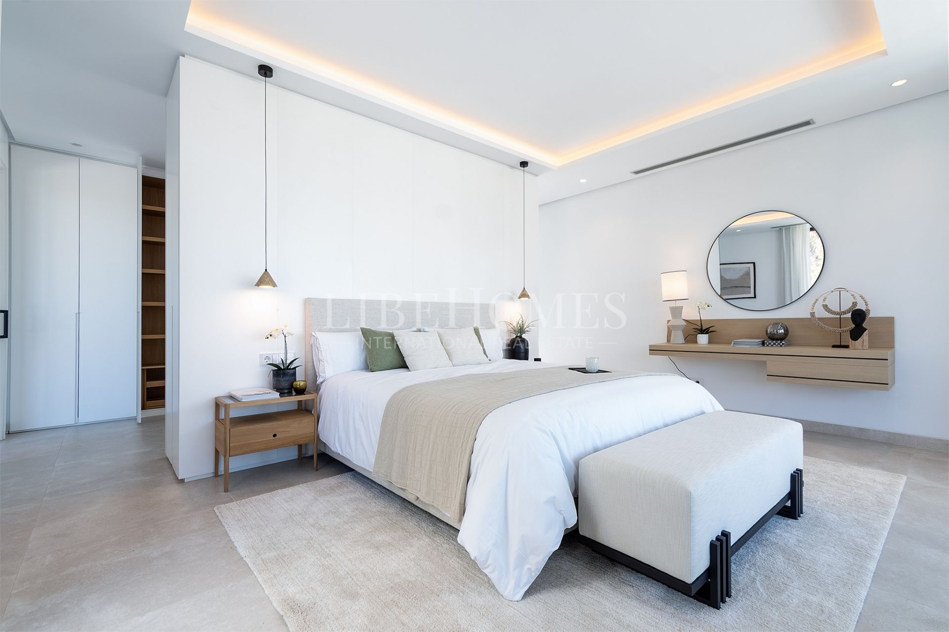 Villa moderne dans un complexe fermé et sécurisé, Marbella Golden Mile