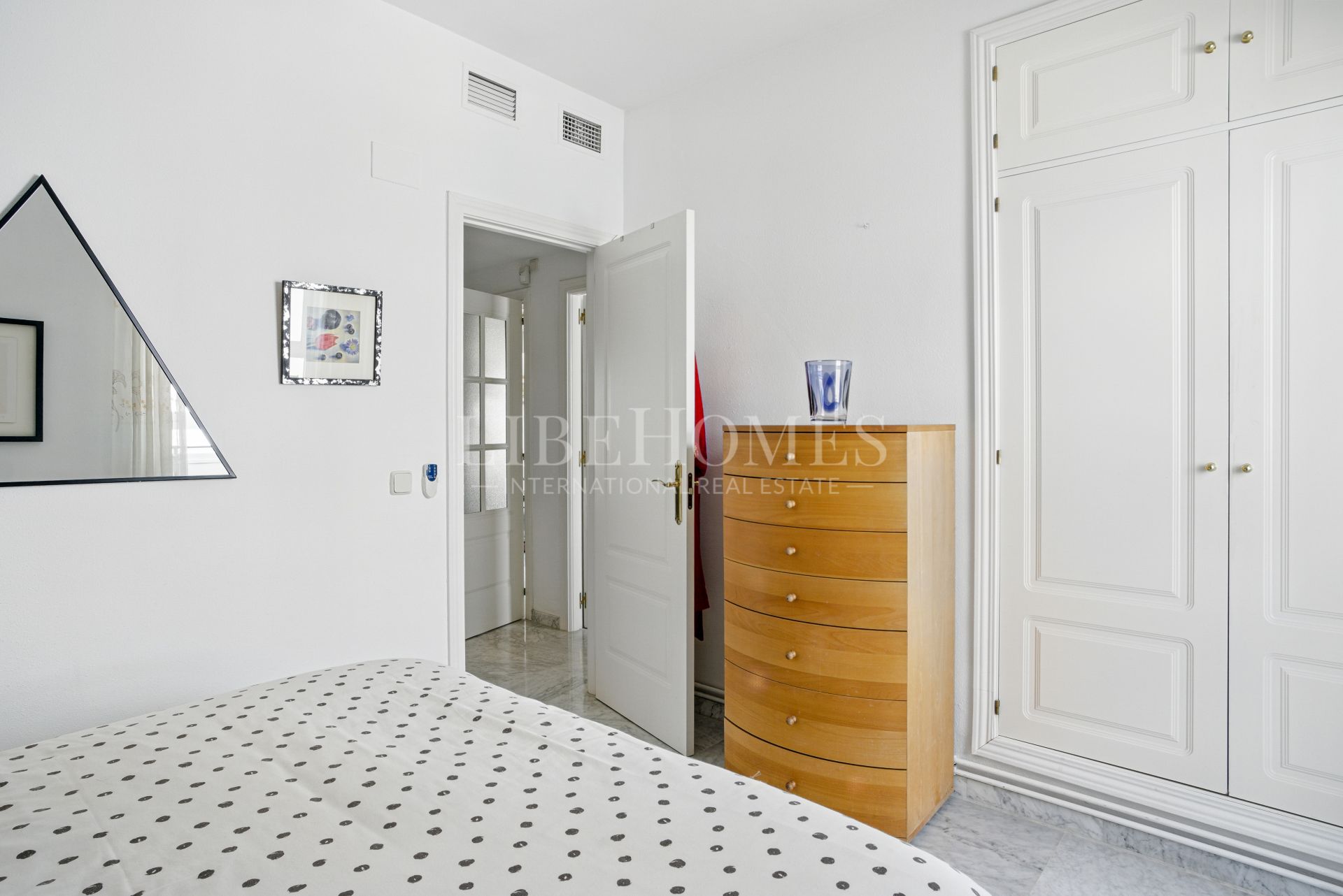 Ático dúplex con impresionantes vistas al mar, Marbella Milla de Oro