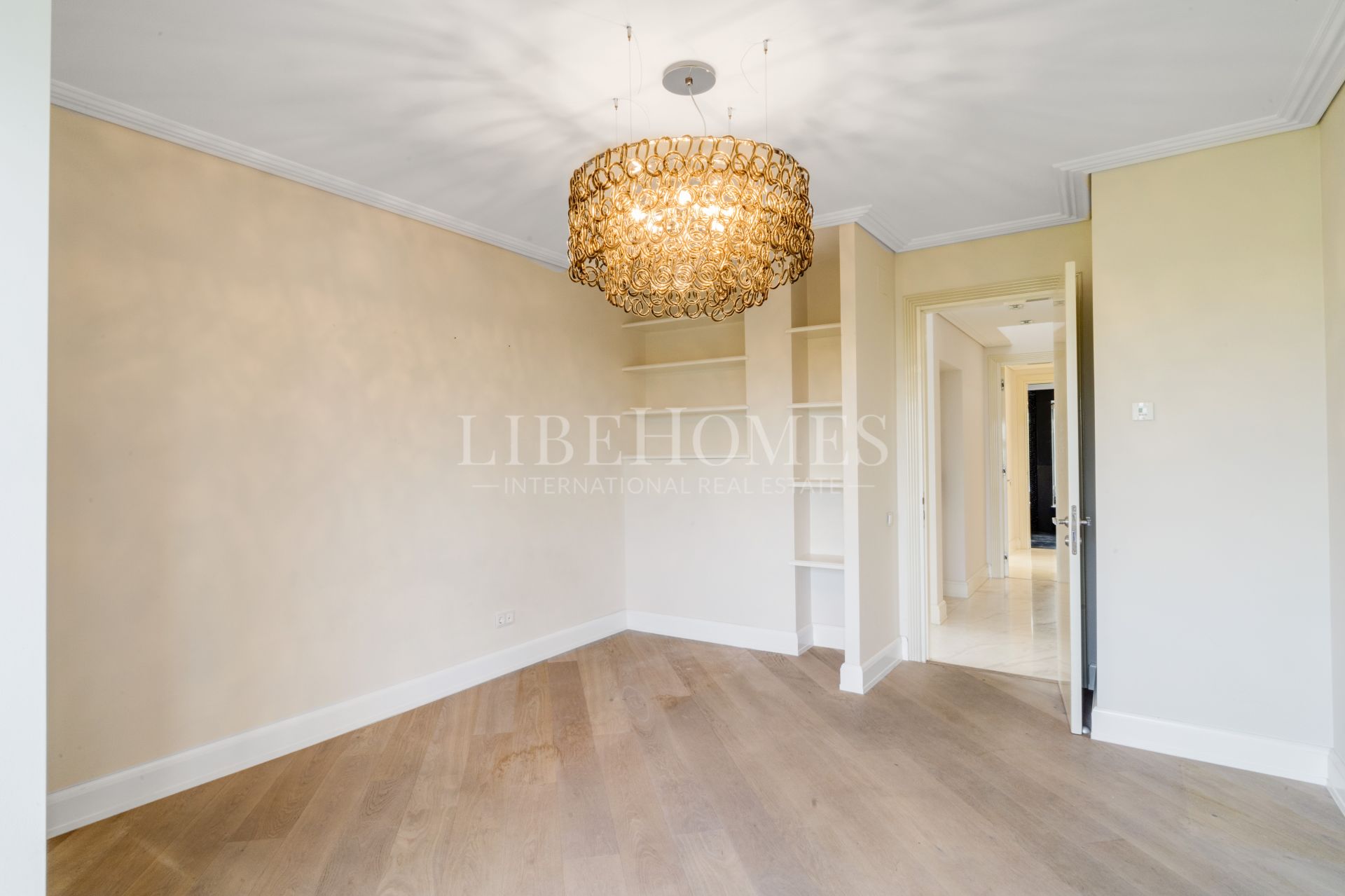 Villa de luxe à Lomas de Magna Marbella, sur Marbella Golden Mile