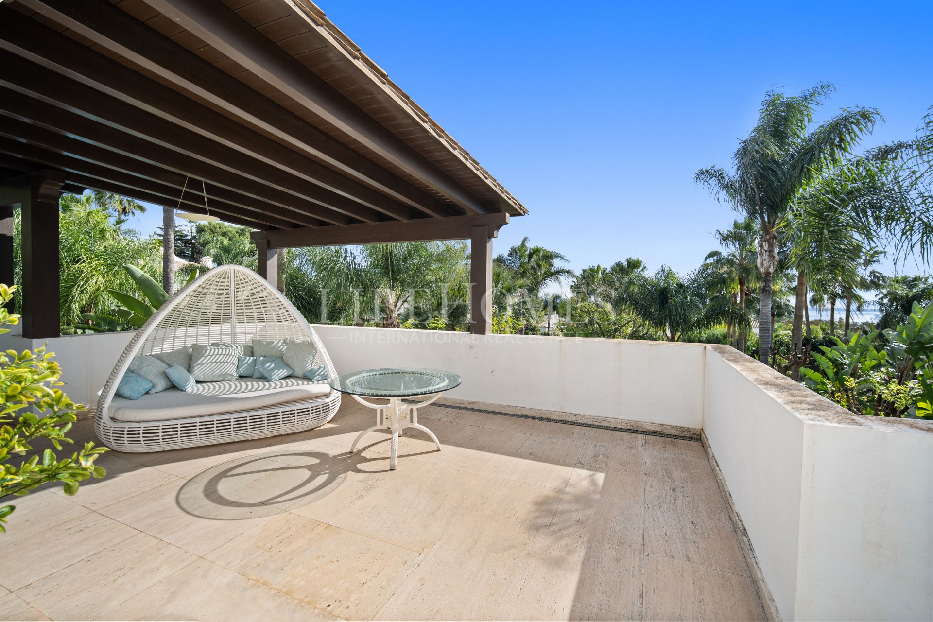 Villa de luxe à Lomas de Magna Marbella, sur Marbella Golden Mile