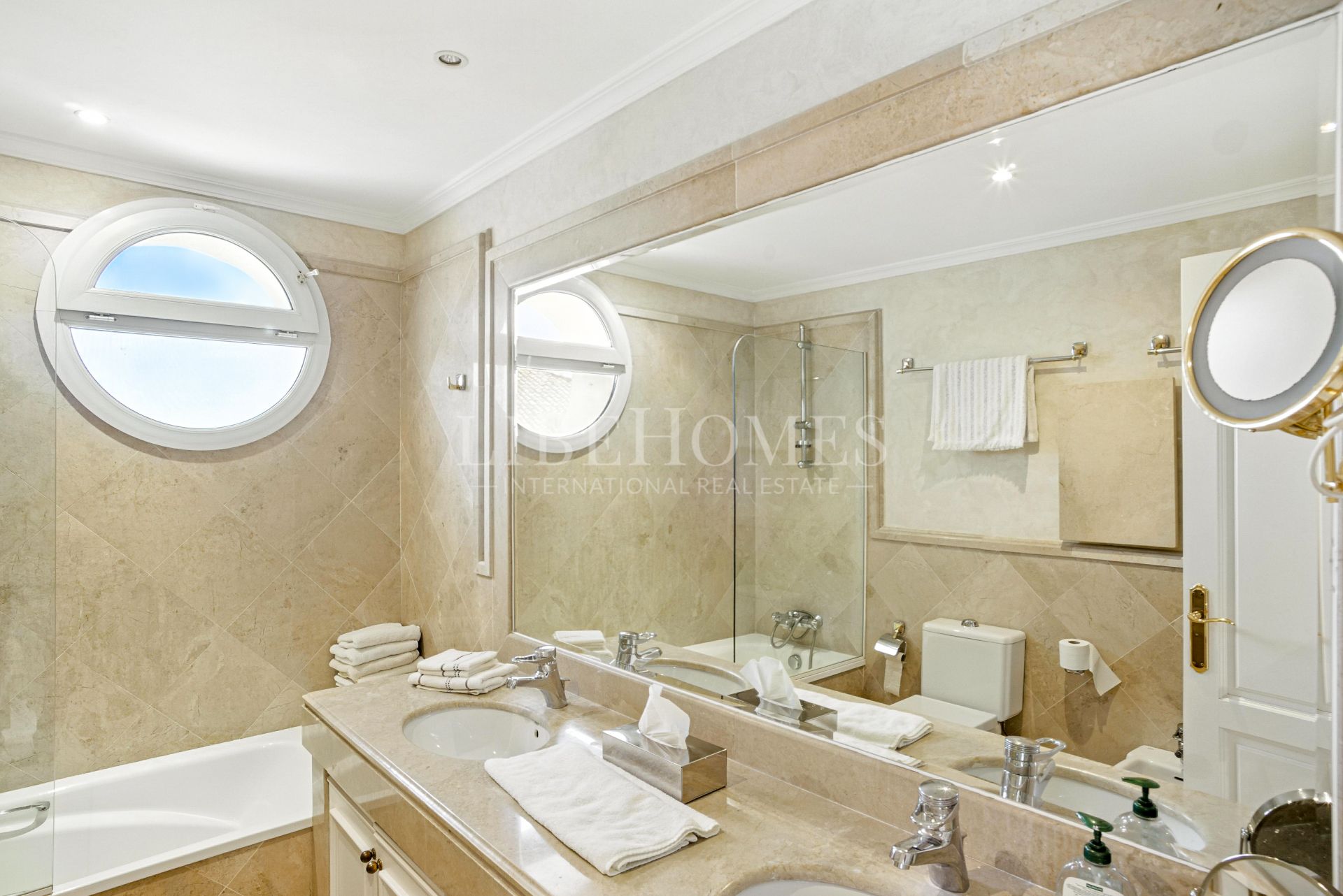 Пентхаус дуплекс на продажу в Monte Paraiso, Золотая Миля