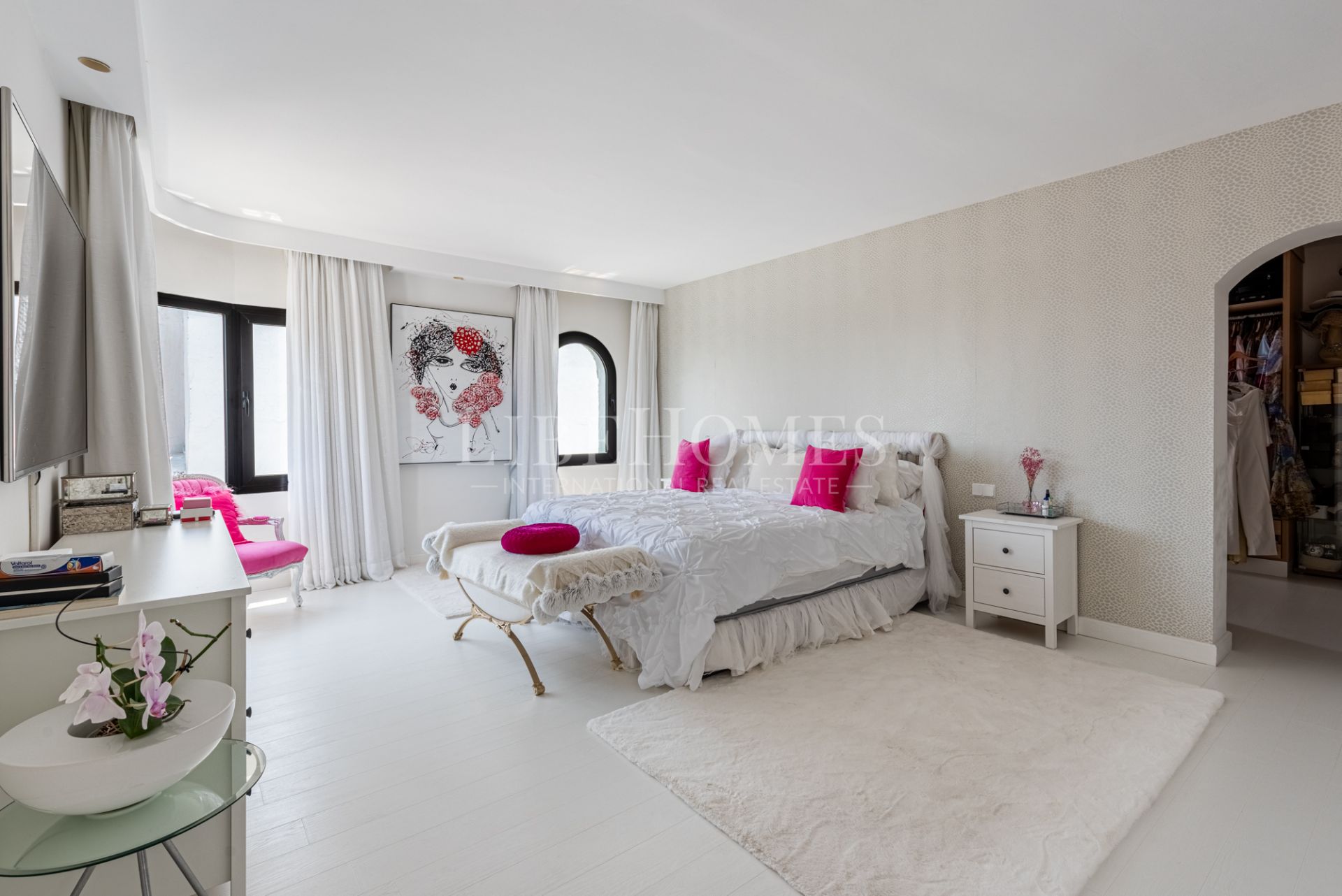 Penthouse, spectacular sea views in Coto Real, Marbella Golden Mile