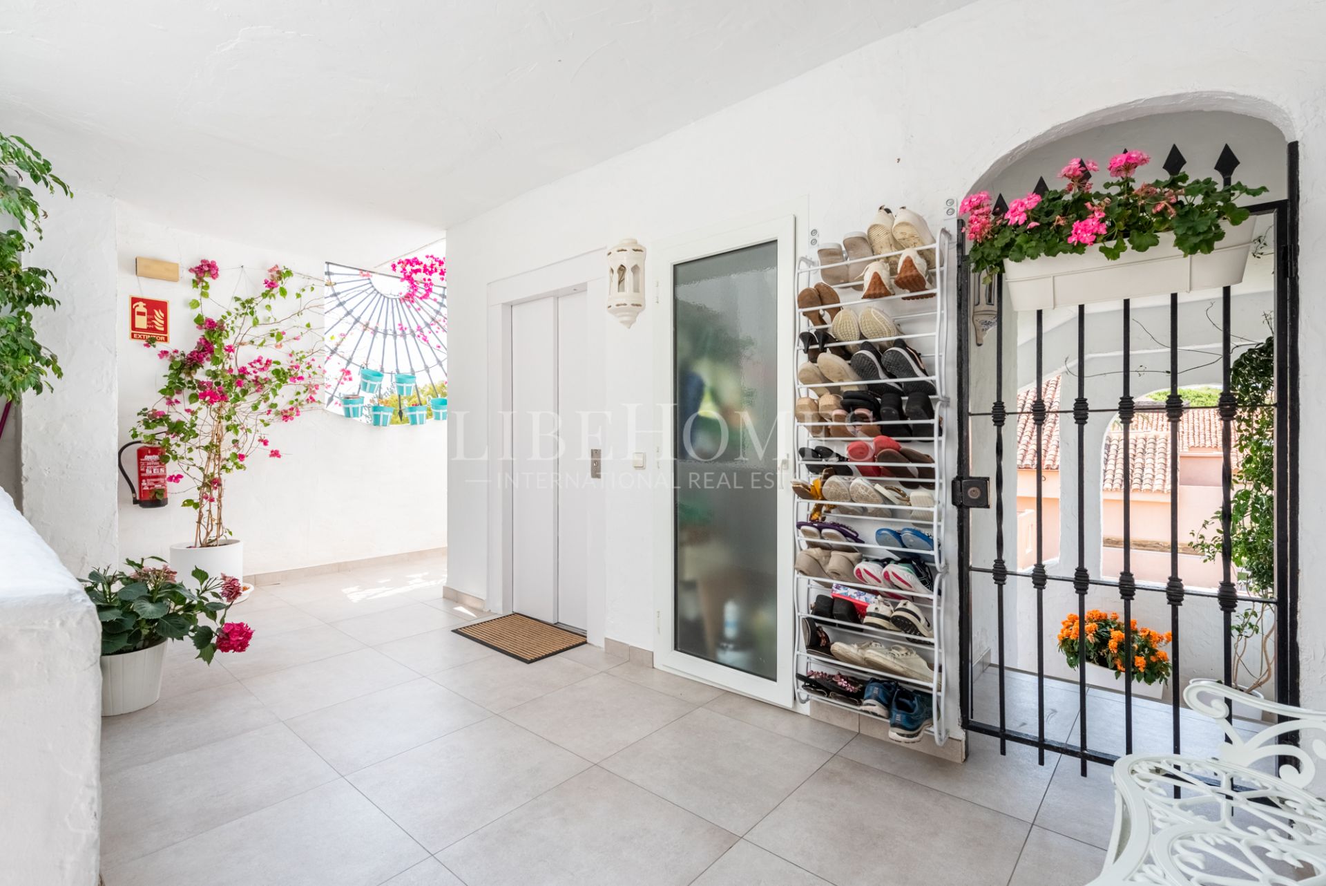 Penthouse, spectacular sea views in Coto Real, Marbella Golden Mile