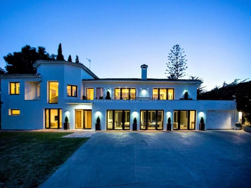 Villa close to the beach in San Pedro de Alcántara, Marbella