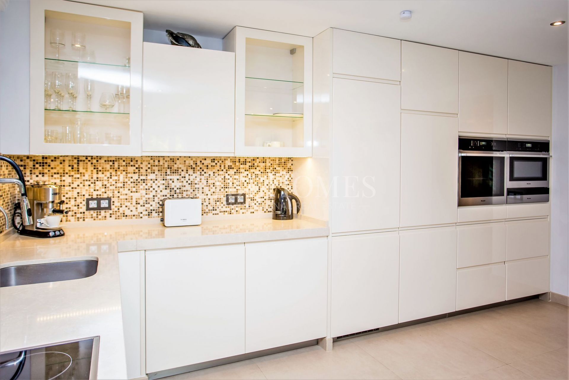 Villa close to the beach in San Pedro de Alcántara, Marbella