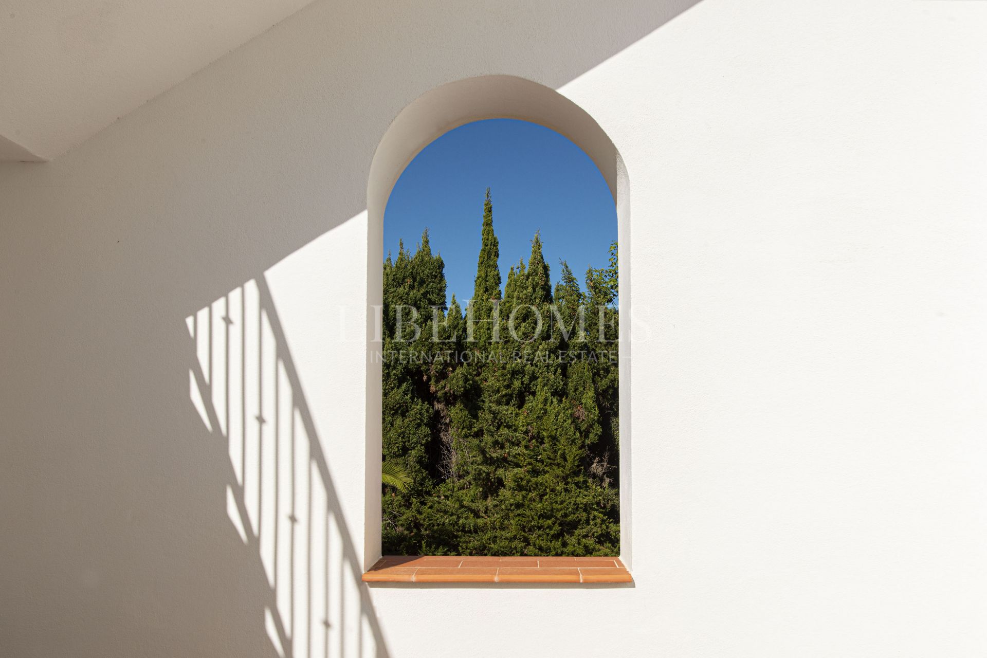 Вилла на продажу в Guadalmina Baja, Сан Педро де Алькантара