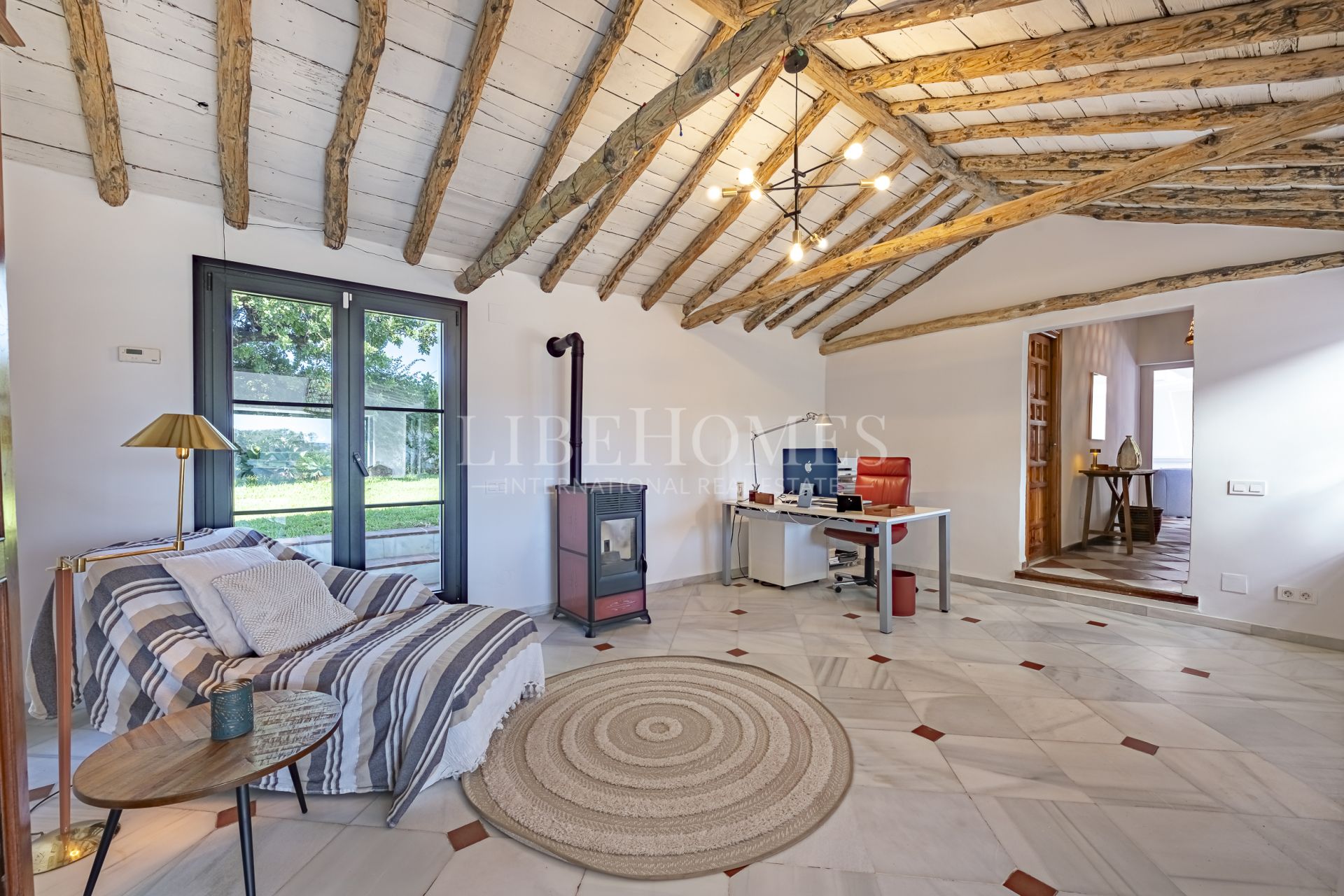 Villa with beautiful panoramic views in Guadalmina Alta, Marbella