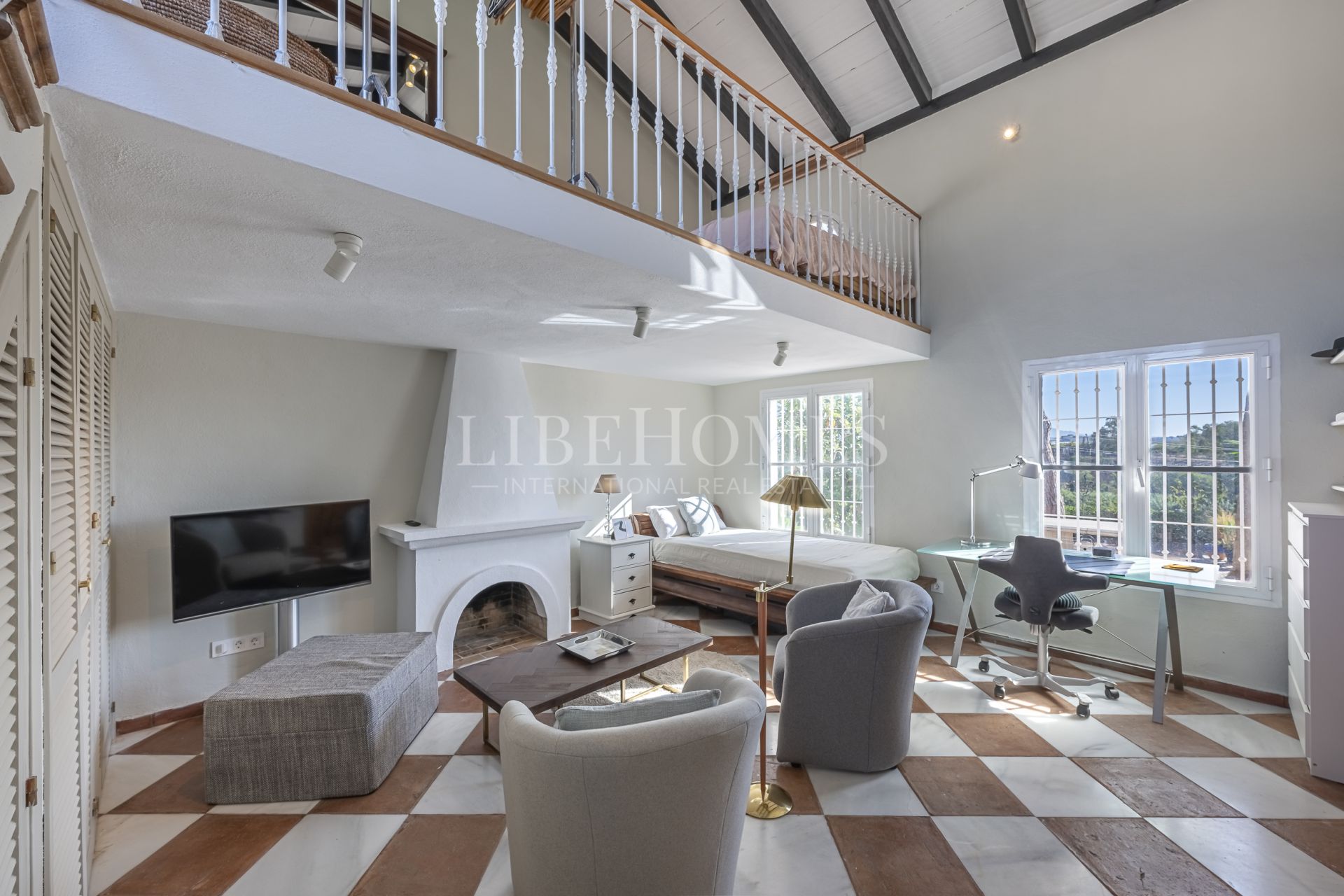 Villa with beautiful panoramic views in Guadalmina Alta, Marbella