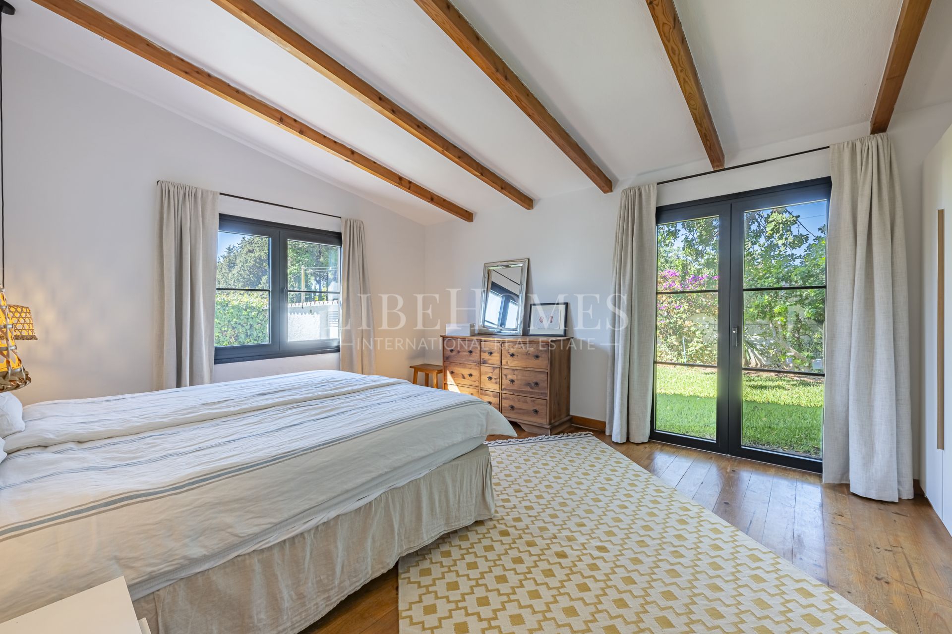 Villa with beautiful panoramic views in Guadalmina Alta, Marbella