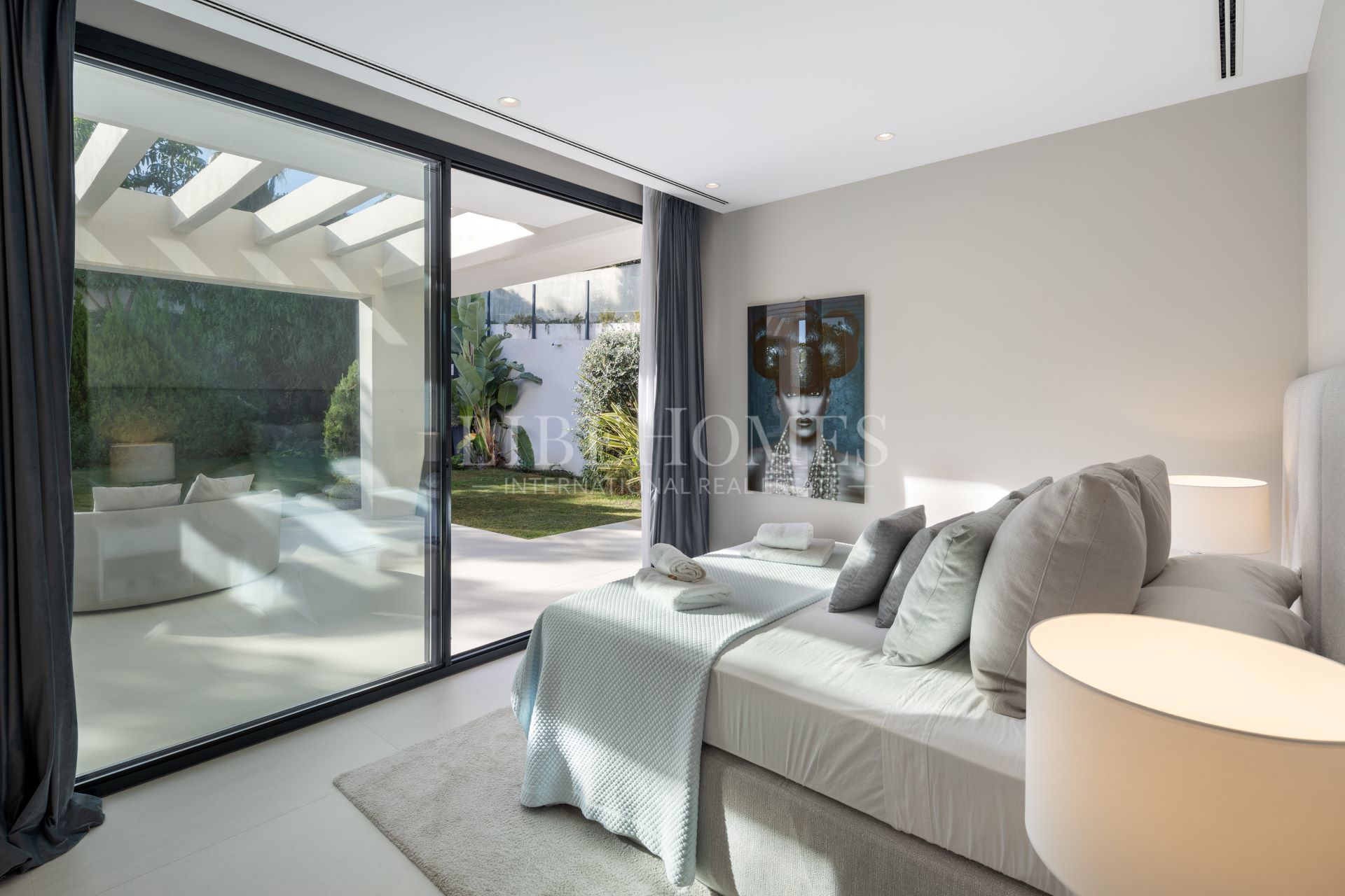 Luxury modern villa in Haza del Conde, Nueva Andalucía, Marbella