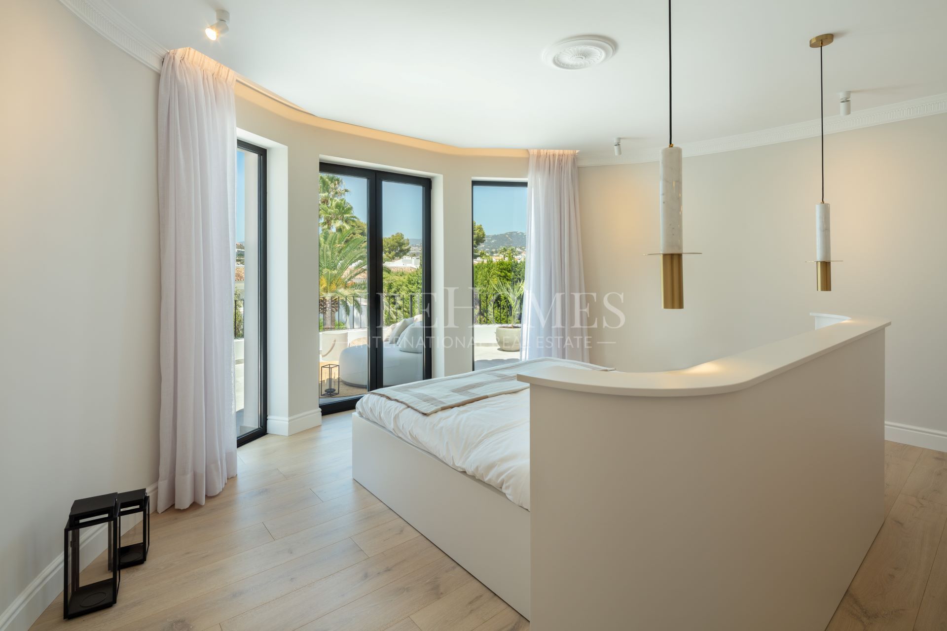 Вилла на продажу в Aloha, Новая Андалусия