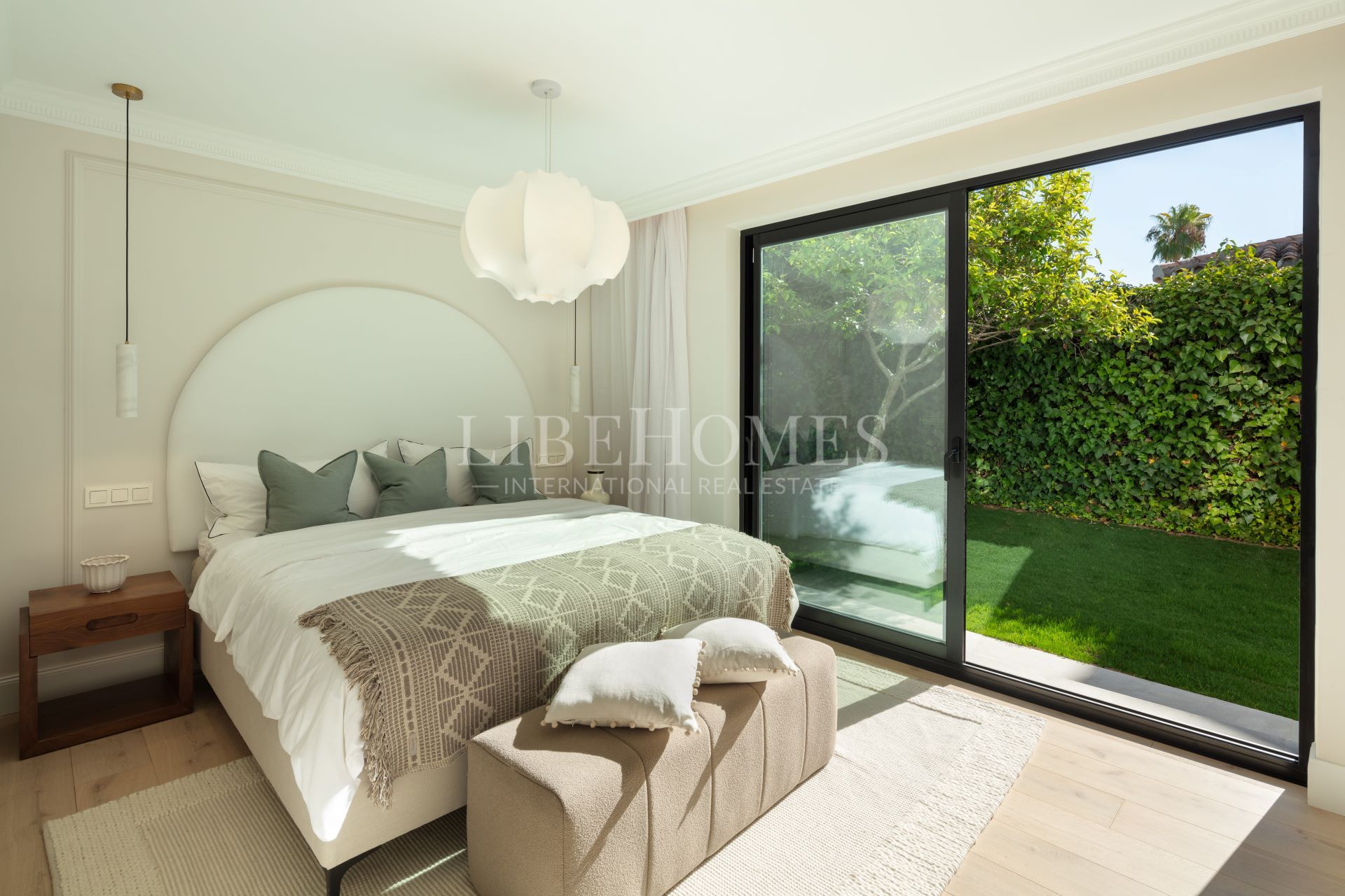 Вилла на продажу в Aloha, Новая Андалусия