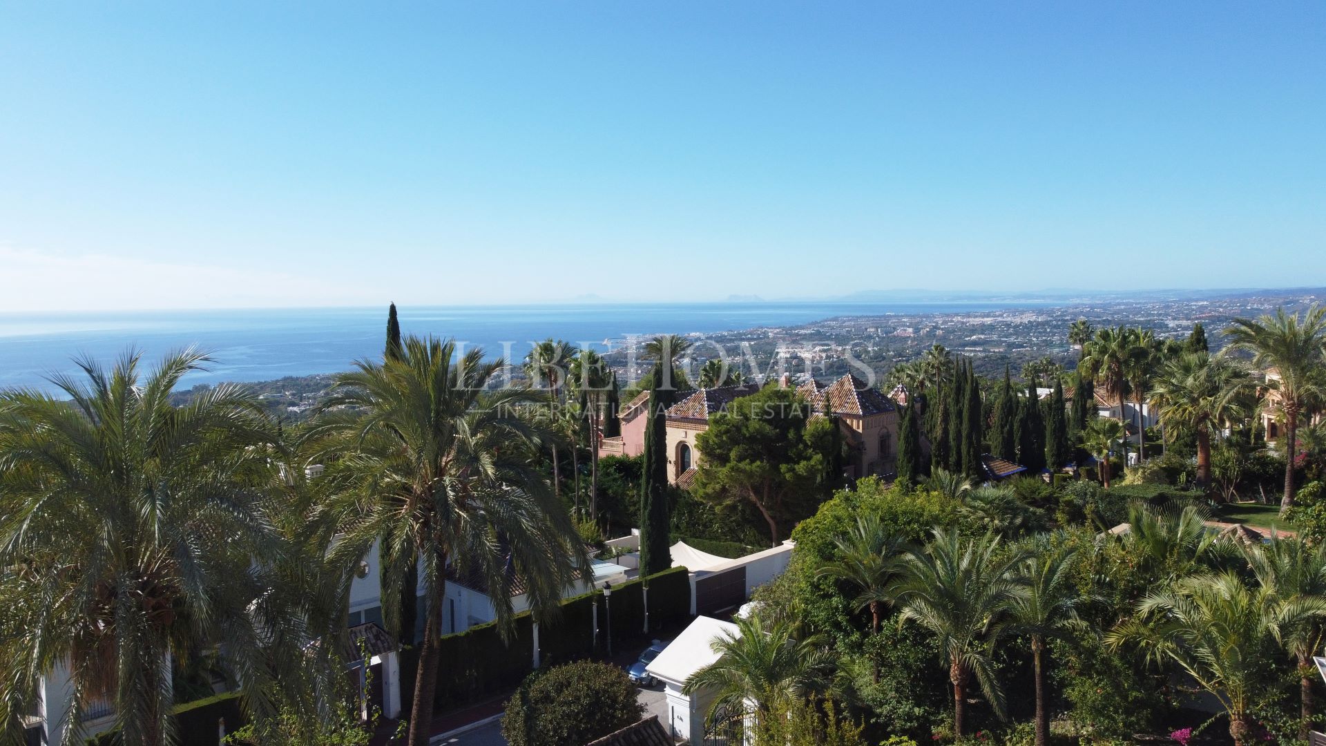 Villa en venta en Sierra Blanca, Marbella Milla de Oro