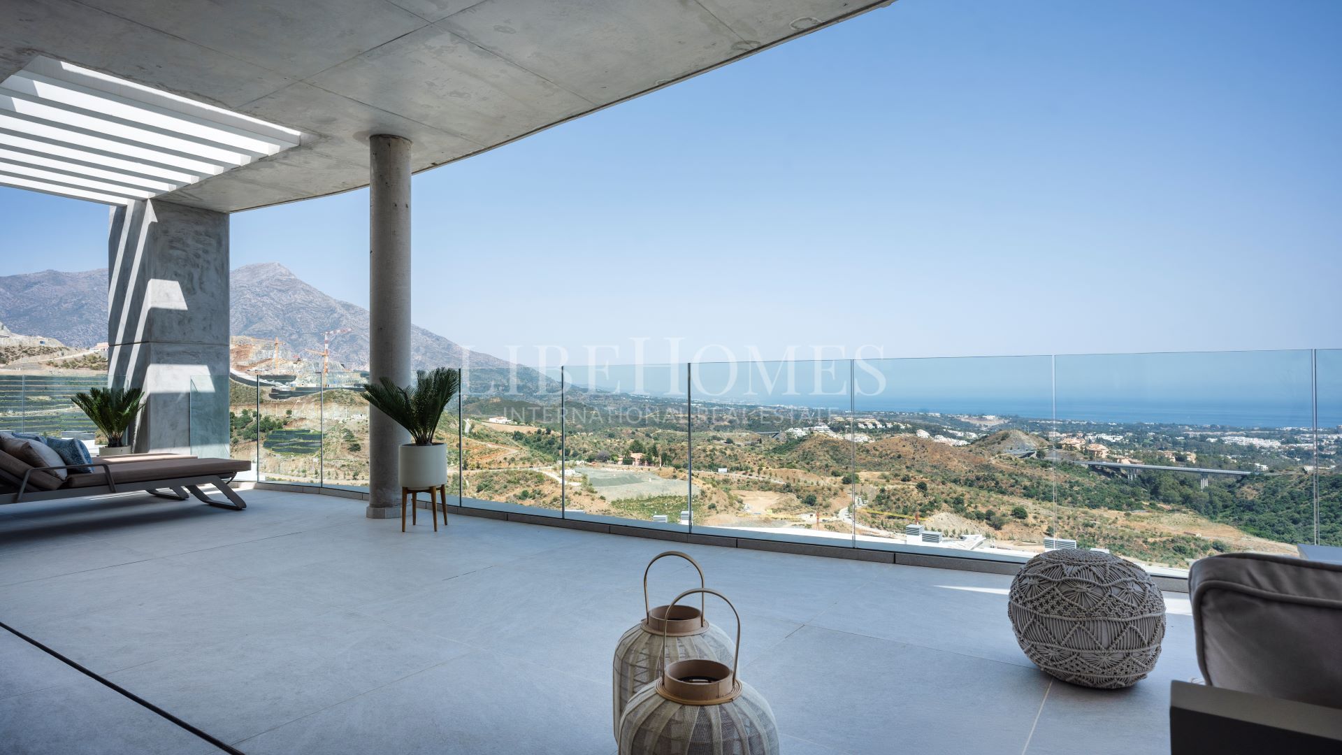 Penthouse for sale in Real de La Quinta, Benahavis