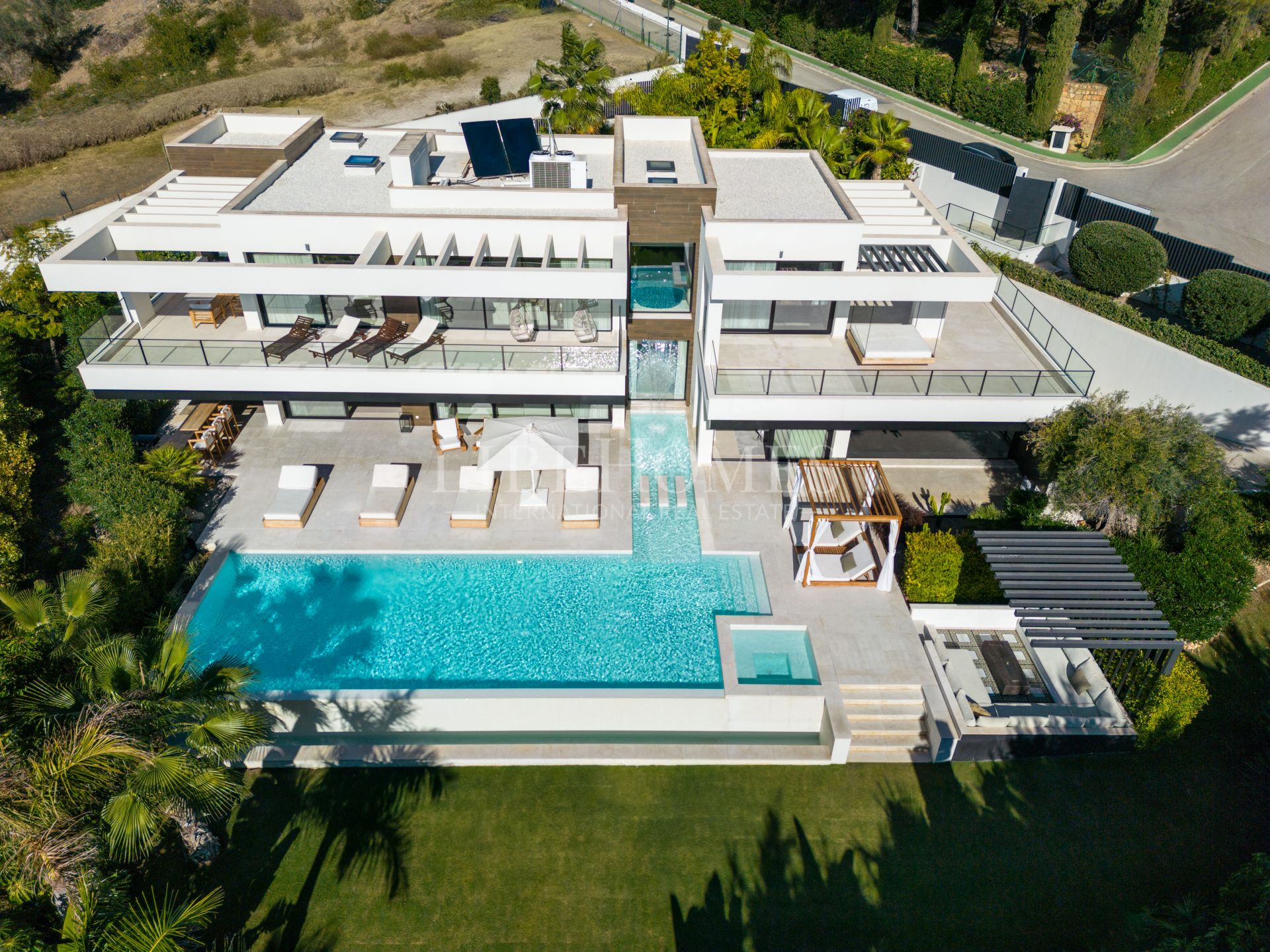 Villa à vendre à La Cerquilla, Marbella Nueva Andalucia