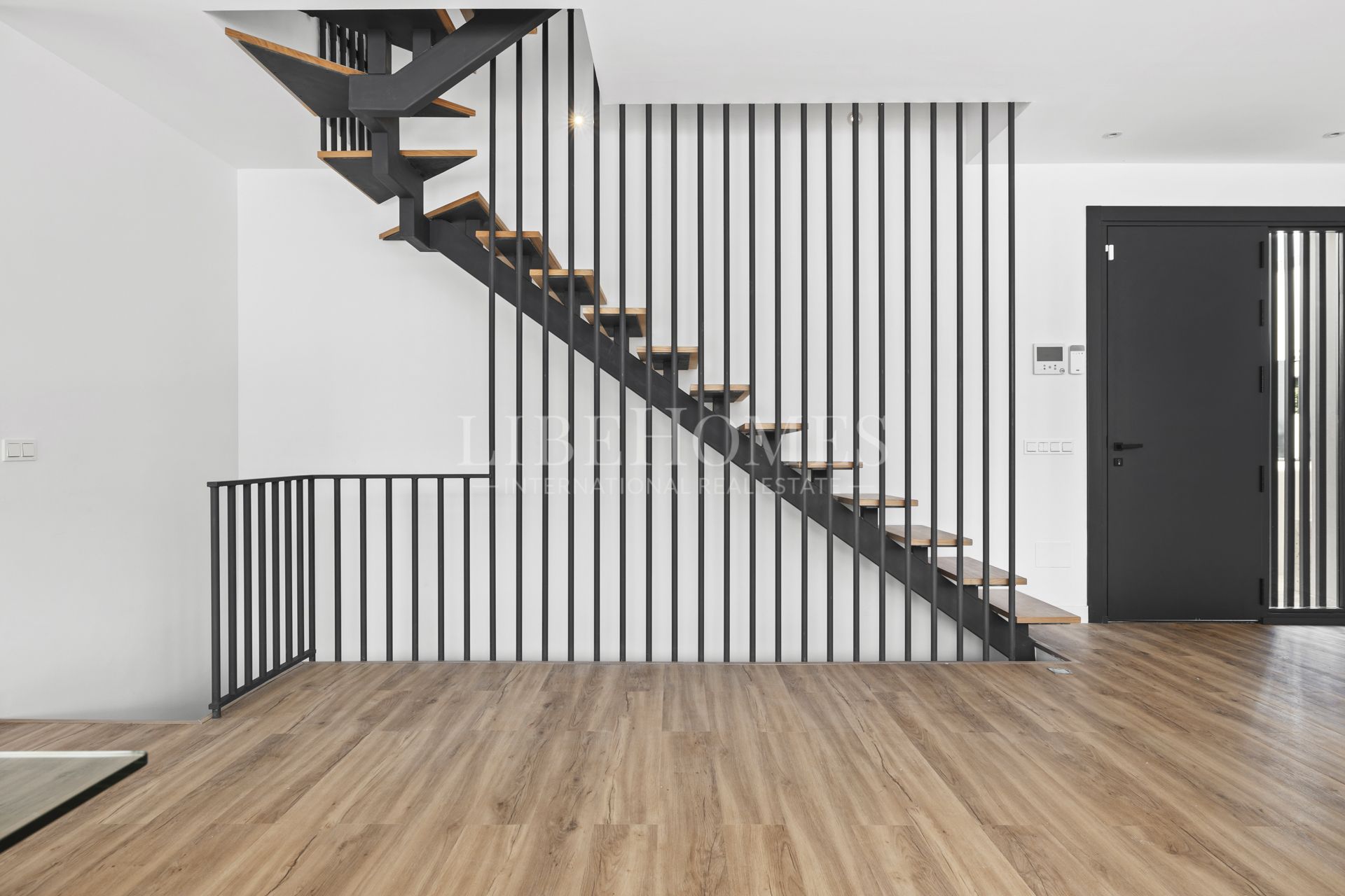 New villa, 2 minutes walk to beach, San Pedro de Alcantara, Marbella