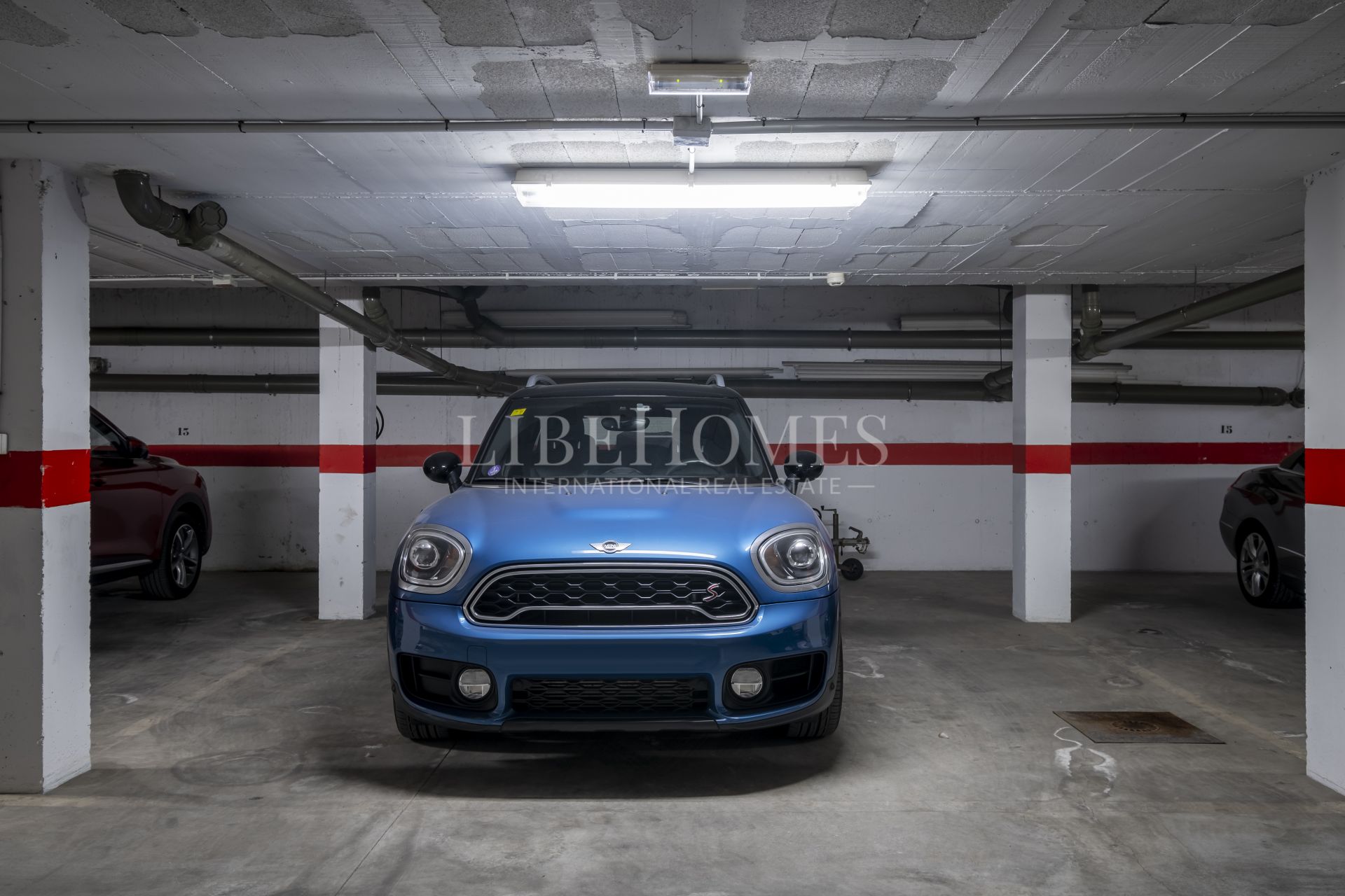 Beachfront townhouse in El Saladillo beach, New Golden Mile, Estepona