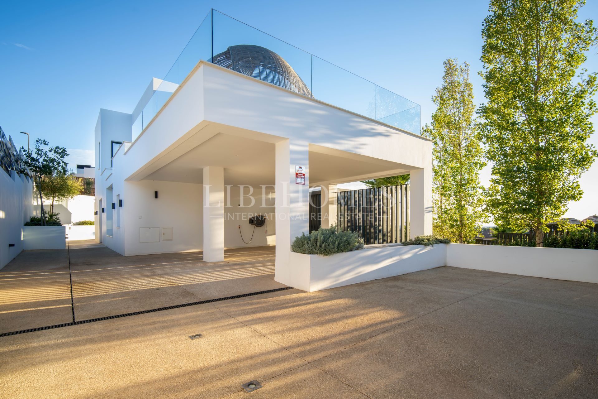 Modern new villa with panoramic sea views in Nueva Andalucía, Marbella