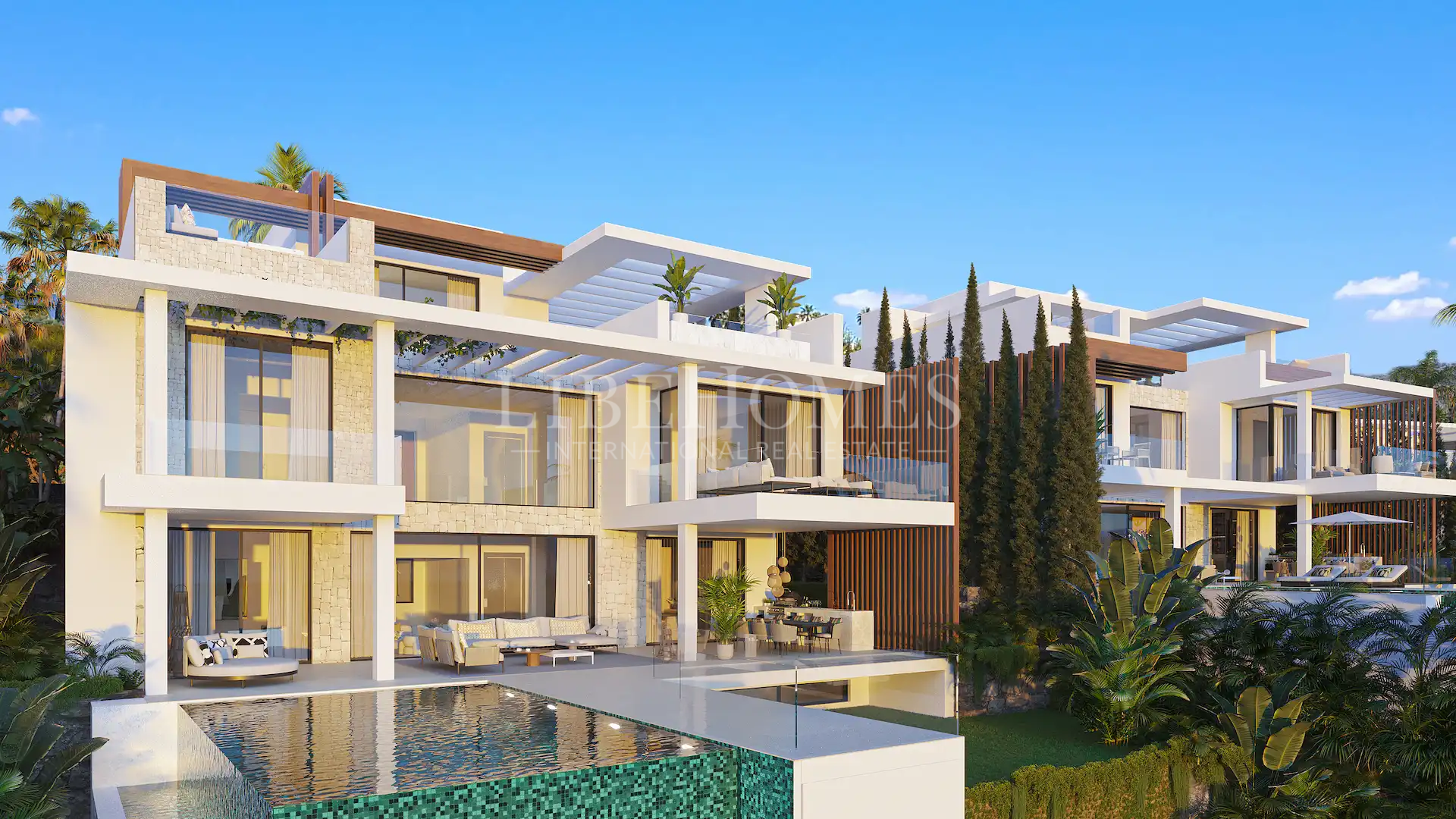 Villa toute neuve avec vue mer imprenable, New Golden Mile, Estepona