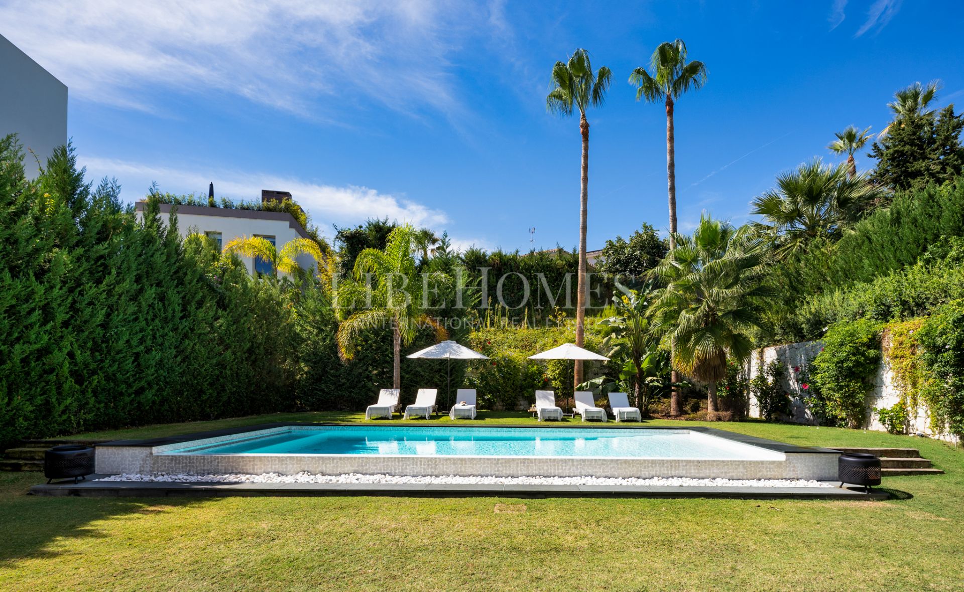 Villa en venta en Marbella Puerto Banús