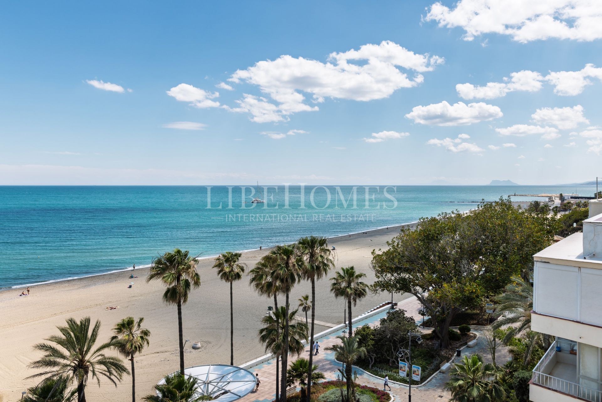 Apartment for sale in Estepona Centre, All Estepona