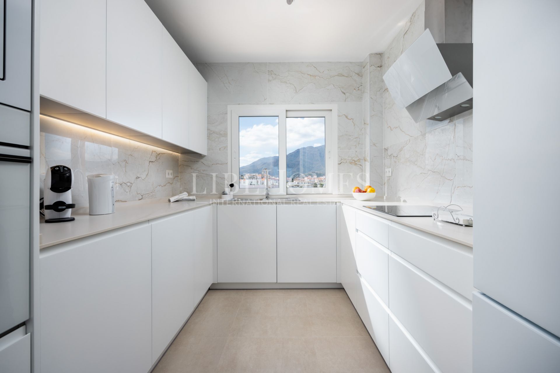 Apartment for sale in Estepona Centre, All Estepona