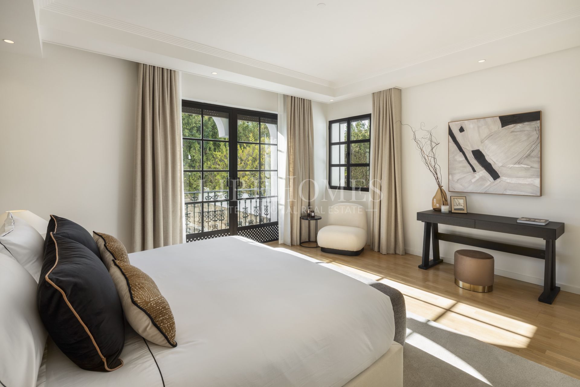 Villa somptueuse unique à Aloha Golf Nueva Andalucía, Marbella