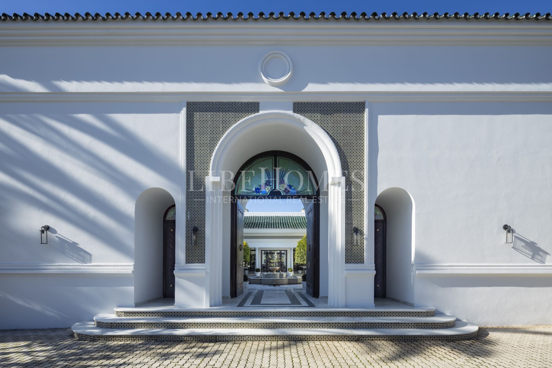 Villa somptueuse unique à Aloha Golf Nueva Andalucía, Marbella