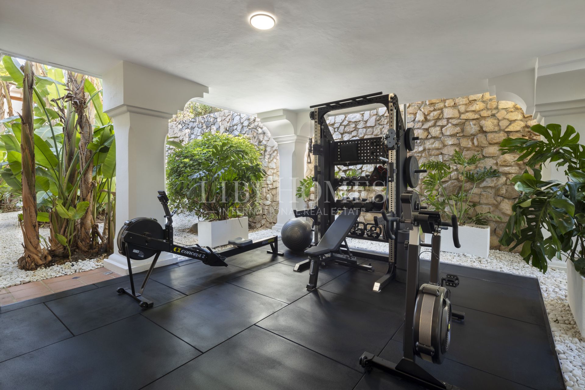 Villa somptueuse unique à Aloha Golf Nueva Andalucía, Marbella