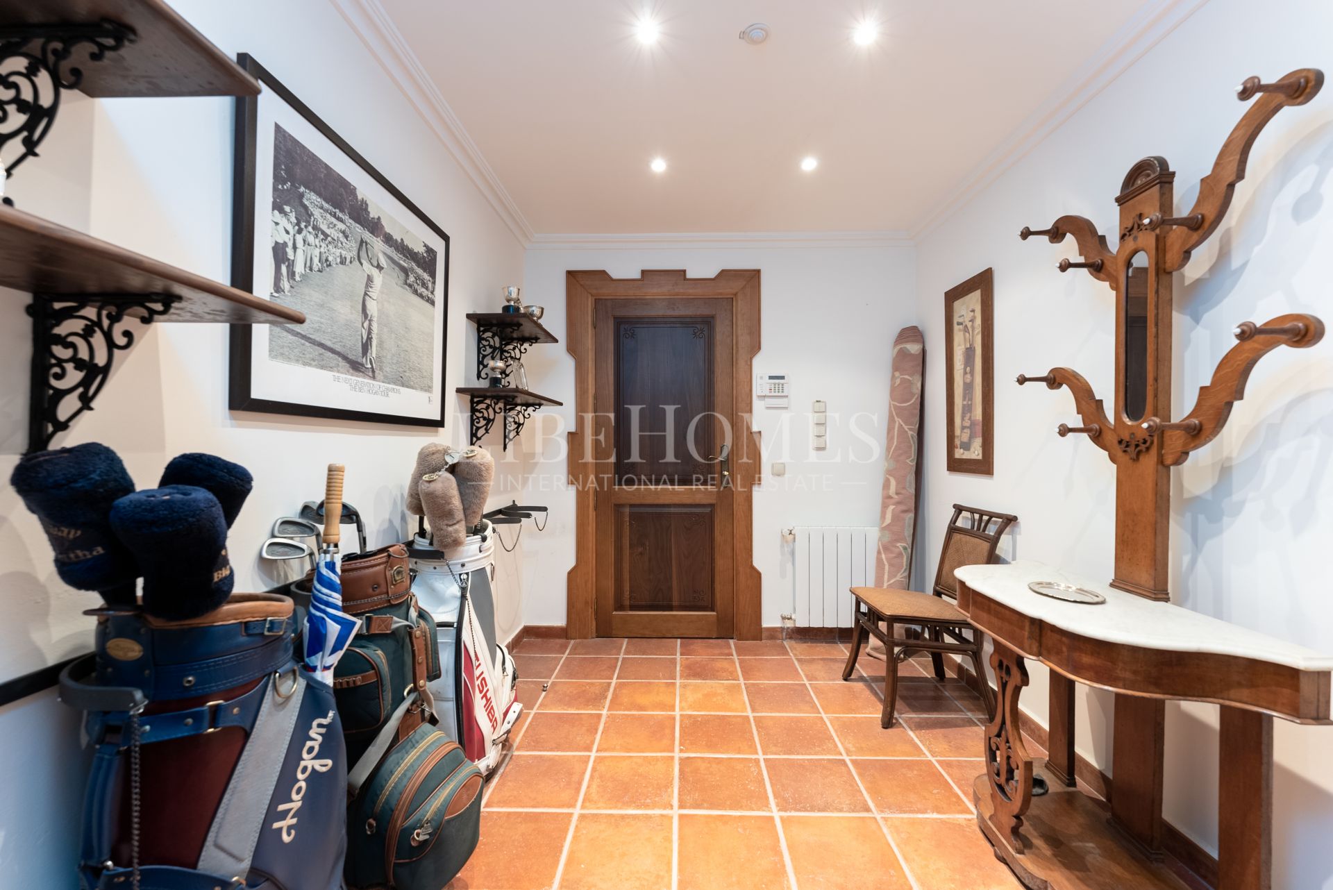 Preciosa villa de estilo tradicional andaluz en La Quinta, Benahavis