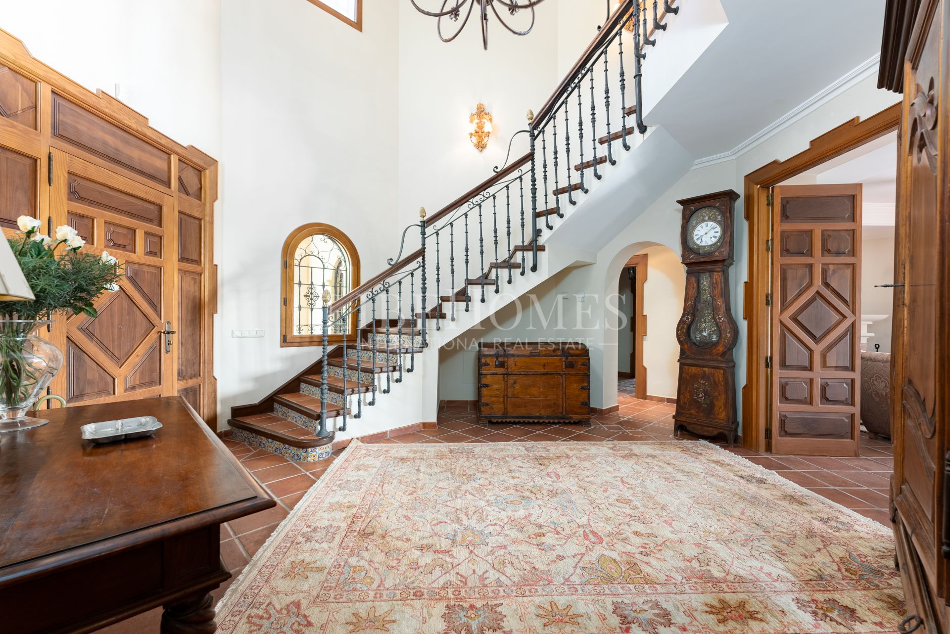 Preciosa villa de estilo tradicional andaluz en La Quinta, Benahavis