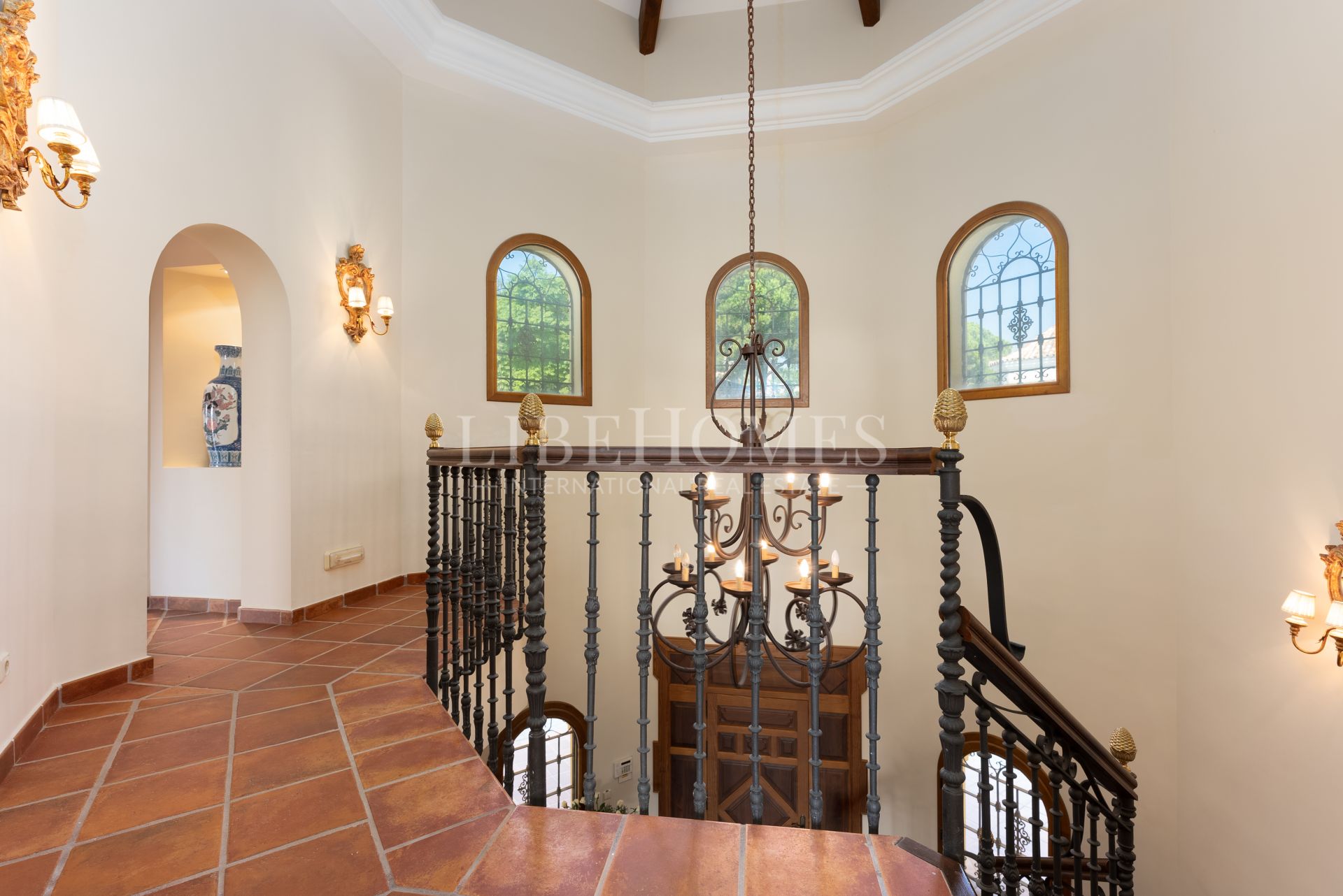 Preciosa villa de estilo tradicional andaluz en La Quinta, Benahavis