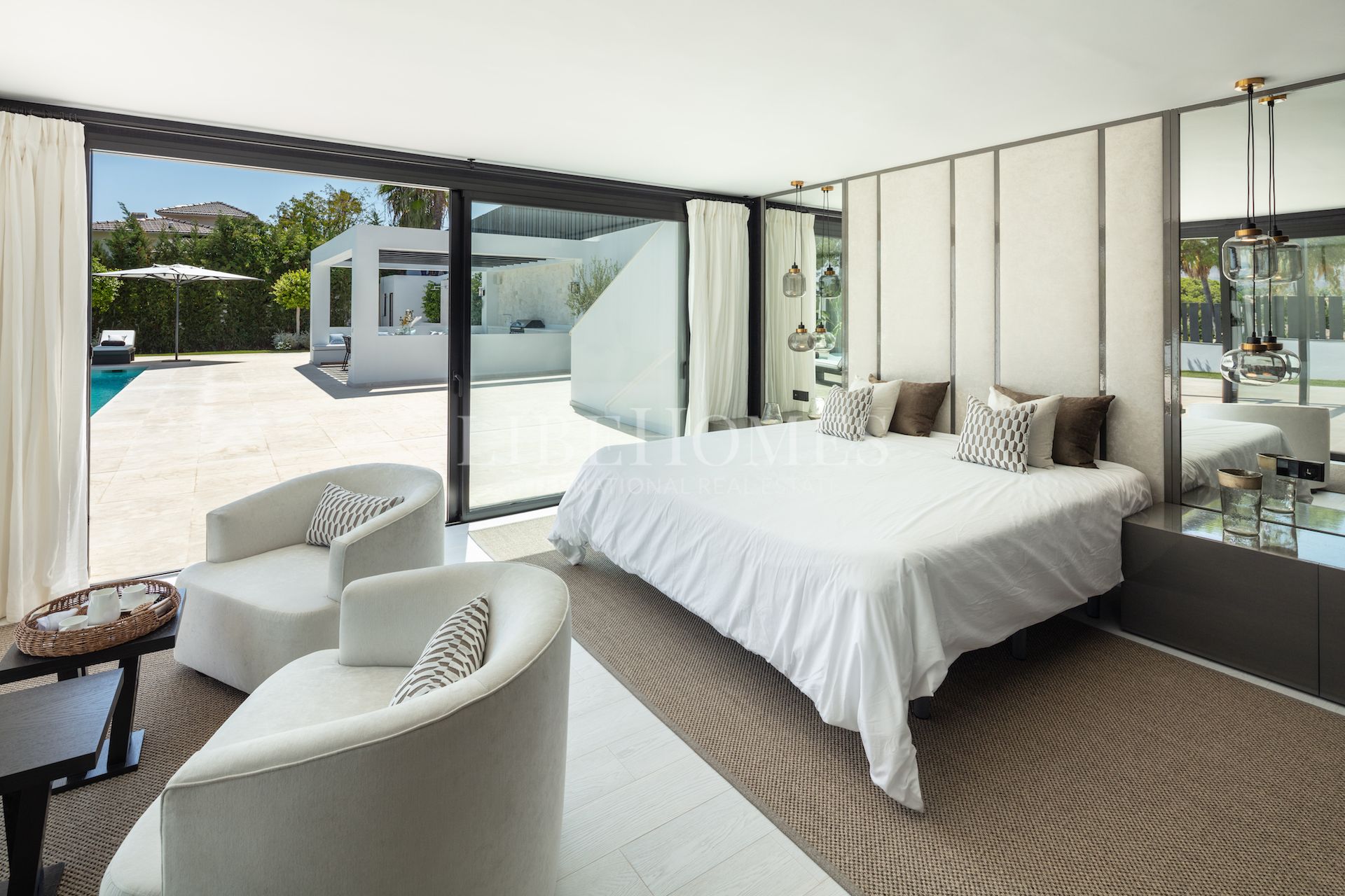 Elegant, modern-style new villa in Nueva Andalucía, Marbella