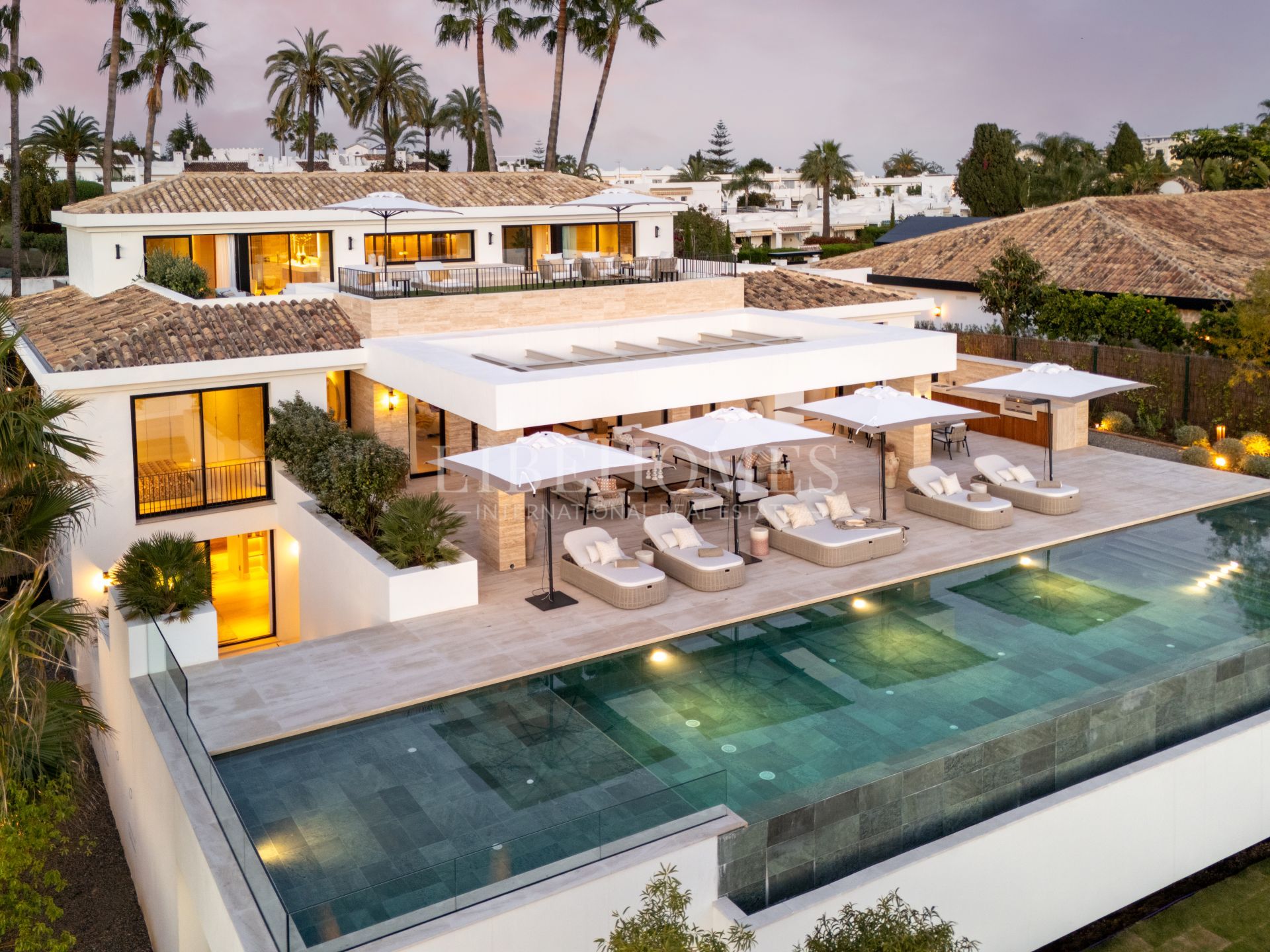 Espectacular villa en la zona de Aloha Golf, Nueva Andalucía, Marbella