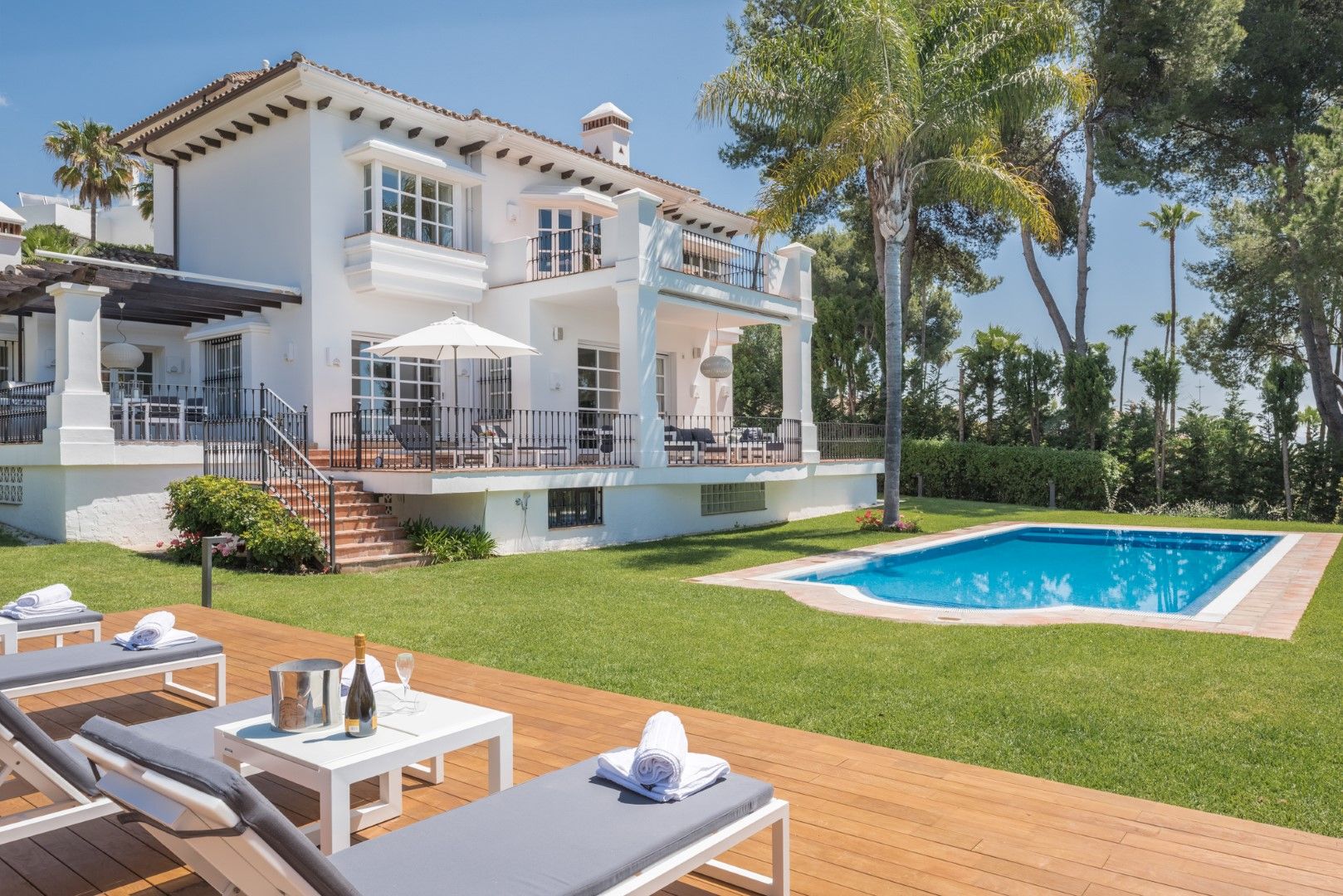 Beautiful rental villa close to all amenities