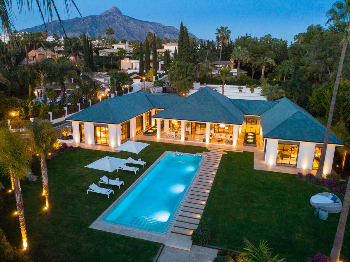 Brisas 48 - Luxury villa front line golf Las Brisas